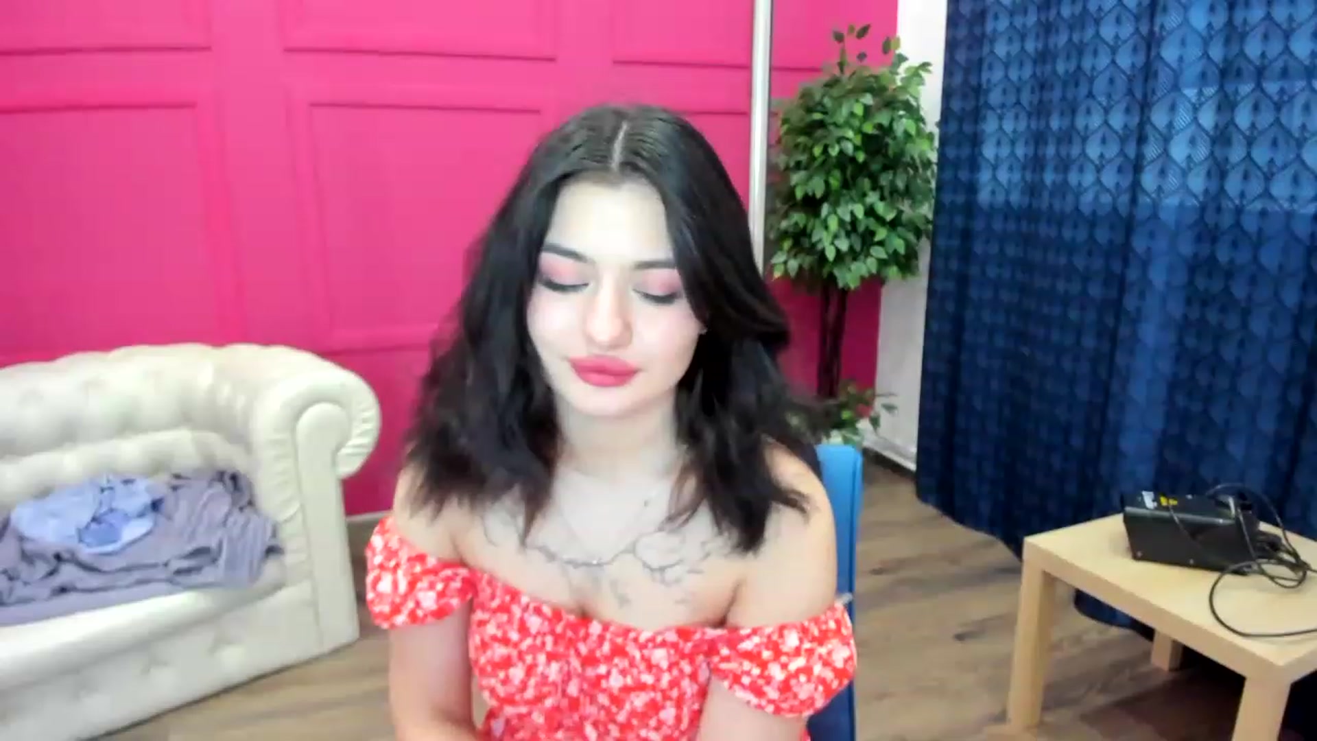 Gallery image thumbnail from MonicaaX's myfreecams stream on, 04/03/2023, 07:16 image 8 of 20