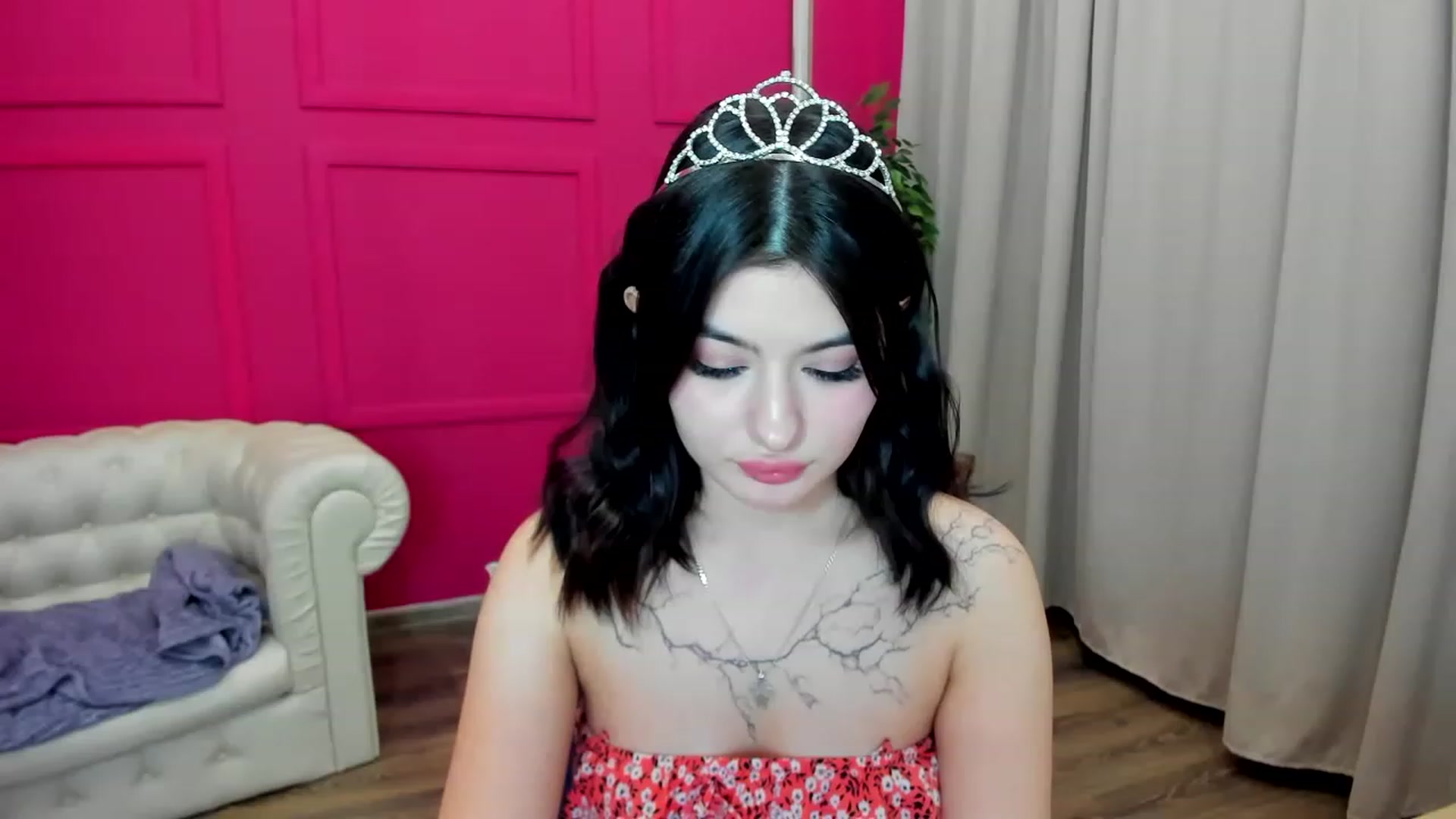 Gallery image thumbnail from MonicaaX's myfreecams stream on, 04/06/2023, 08:05 image 3 of 20
