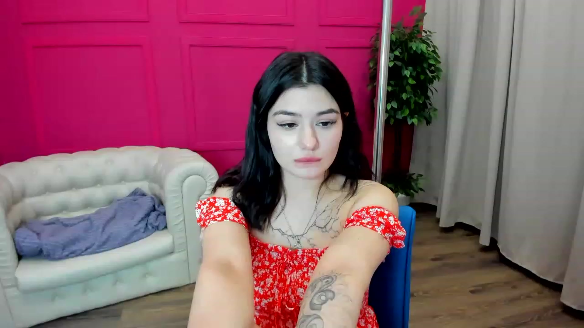 Gallery image thumbnail from MonicaaX's myfreecams stream on, 04/07/2023, 10:51 image 3 of 20