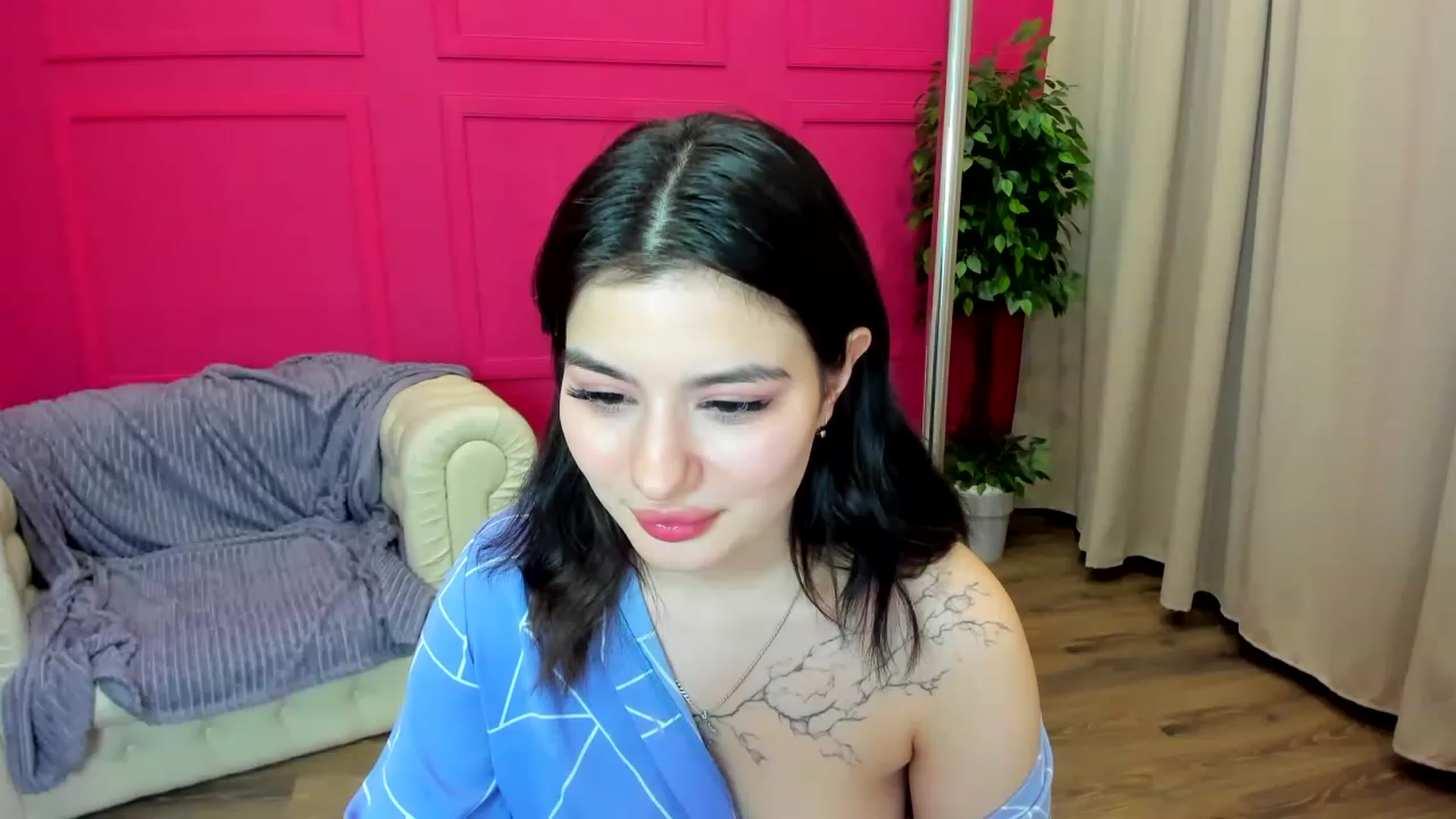 Gallery image thumbnail from MonicaaX's myfreecams stream on, 04/08/2023, 09:07 image 17 of 20