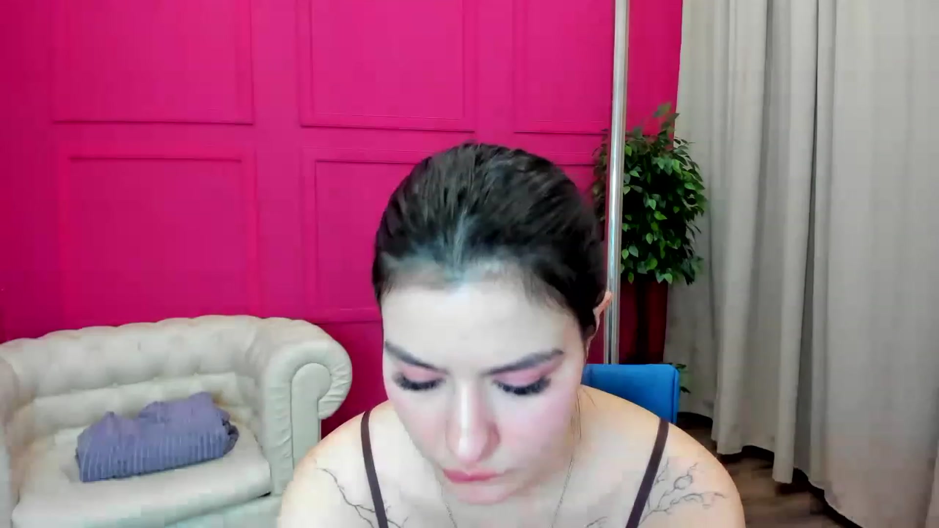 Gallery image thumbnail from MonicaaX's myfreecams stream on, 04/08/2023, 13:58 image 20 of 20