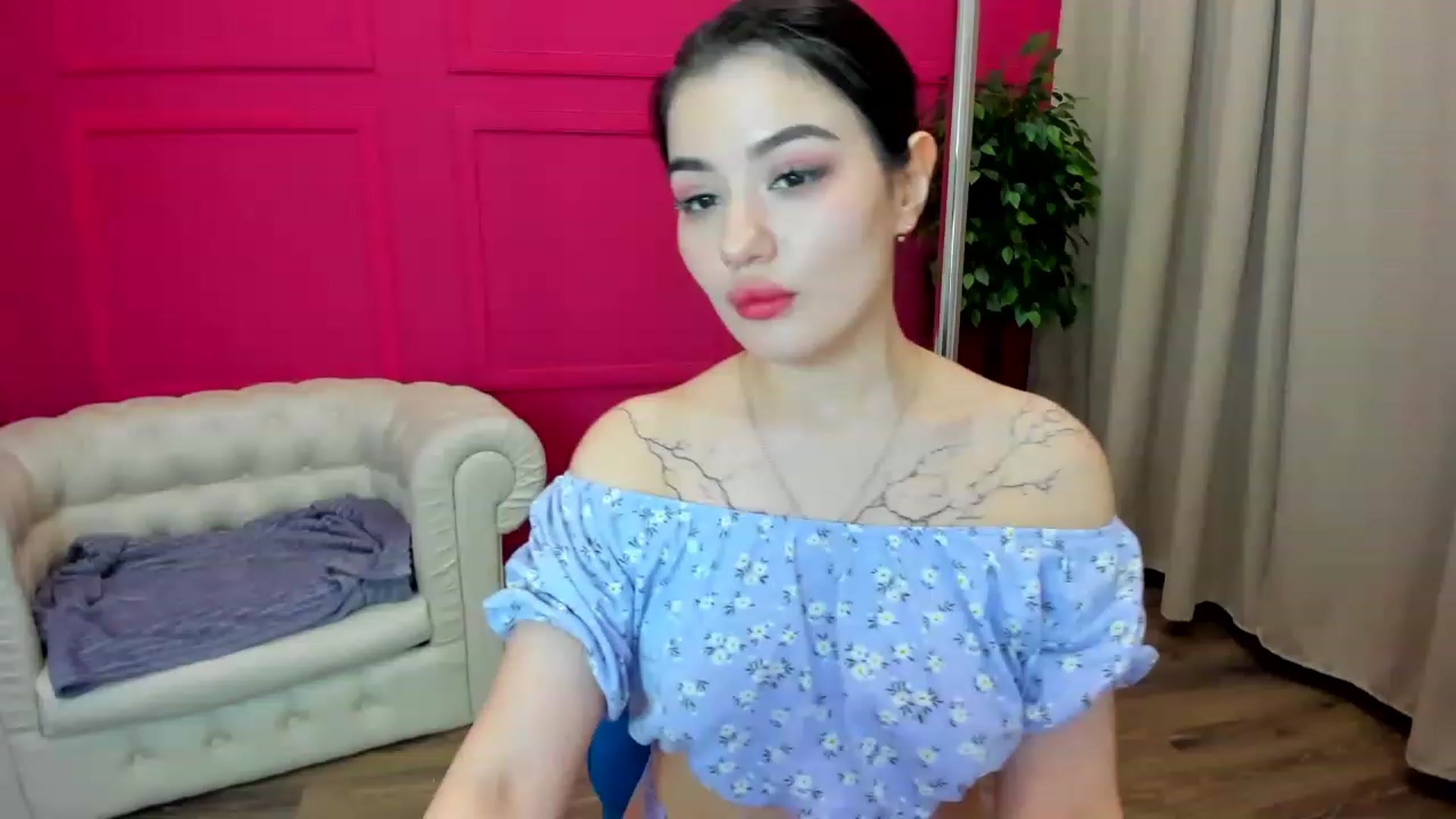 Gallery image thumbnail from MonicaaX's myfreecams stream on, 04/09/2023, 03:38 image 16 of 20