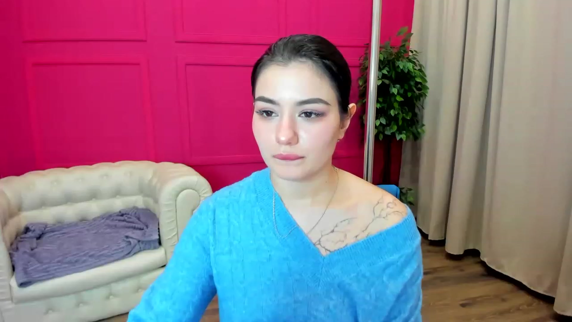 Gallery image thumbnail from MonicaaX's myfreecams stream on, 04/09/2023, 07:57 image 15 of 20