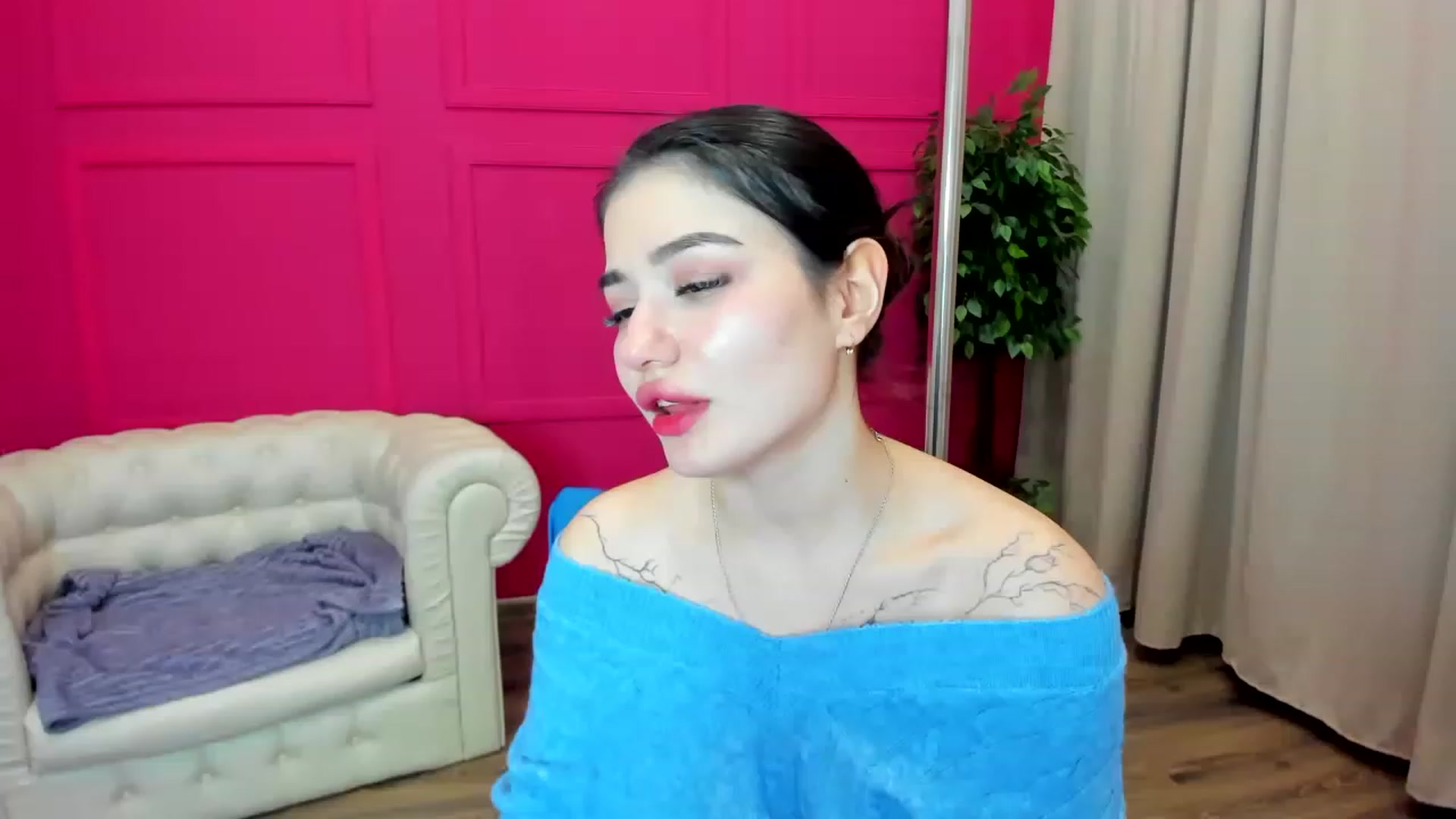 Gallery image thumbnail from MonicaaX's myfreecams stream on, 04/09/2023, 07:57 image 6 of 20