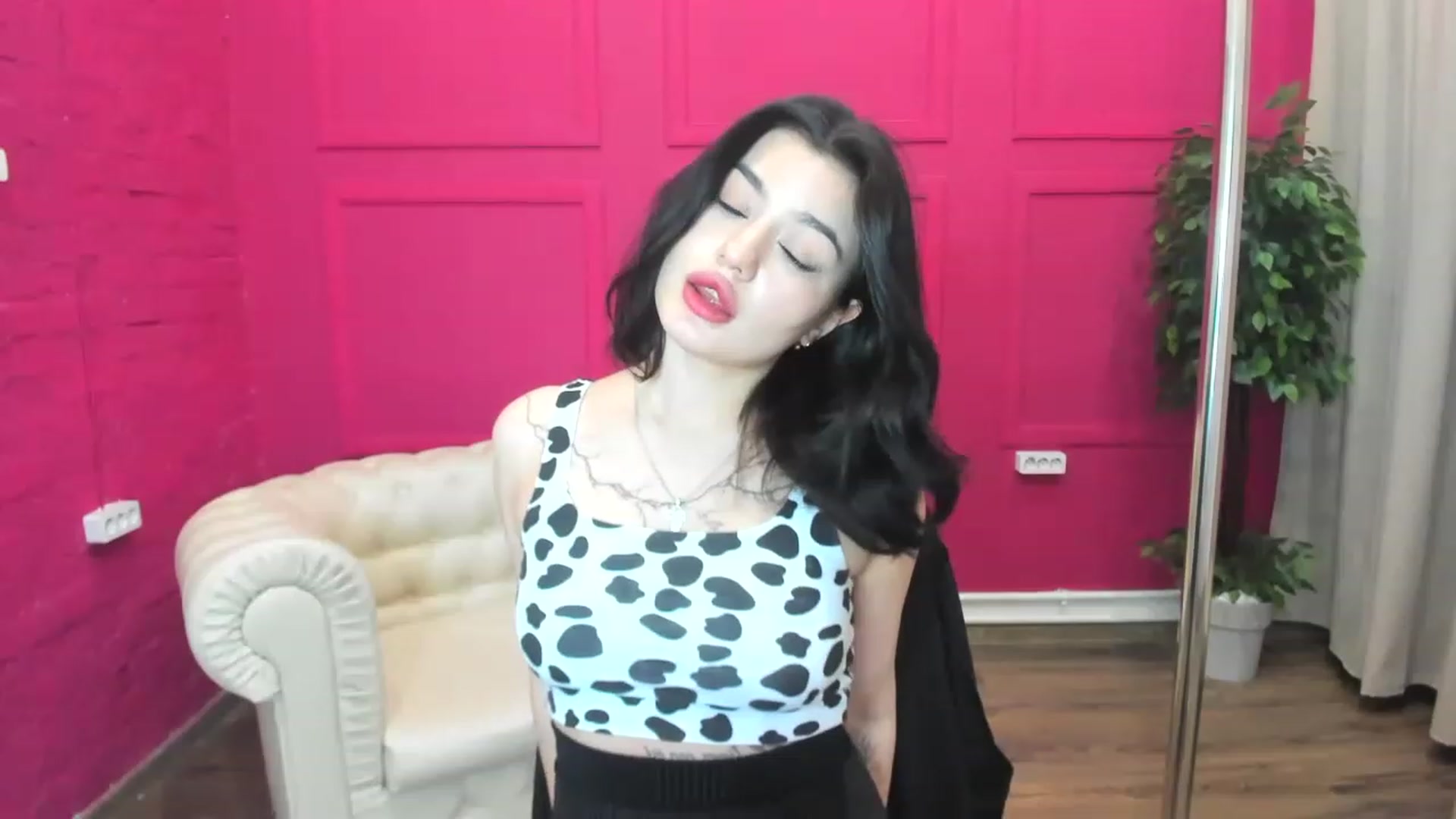 Gallery image thumbnail from MonicaaX's myfreecams stream on, 04/16/2023, 09:51 image 4 of 20