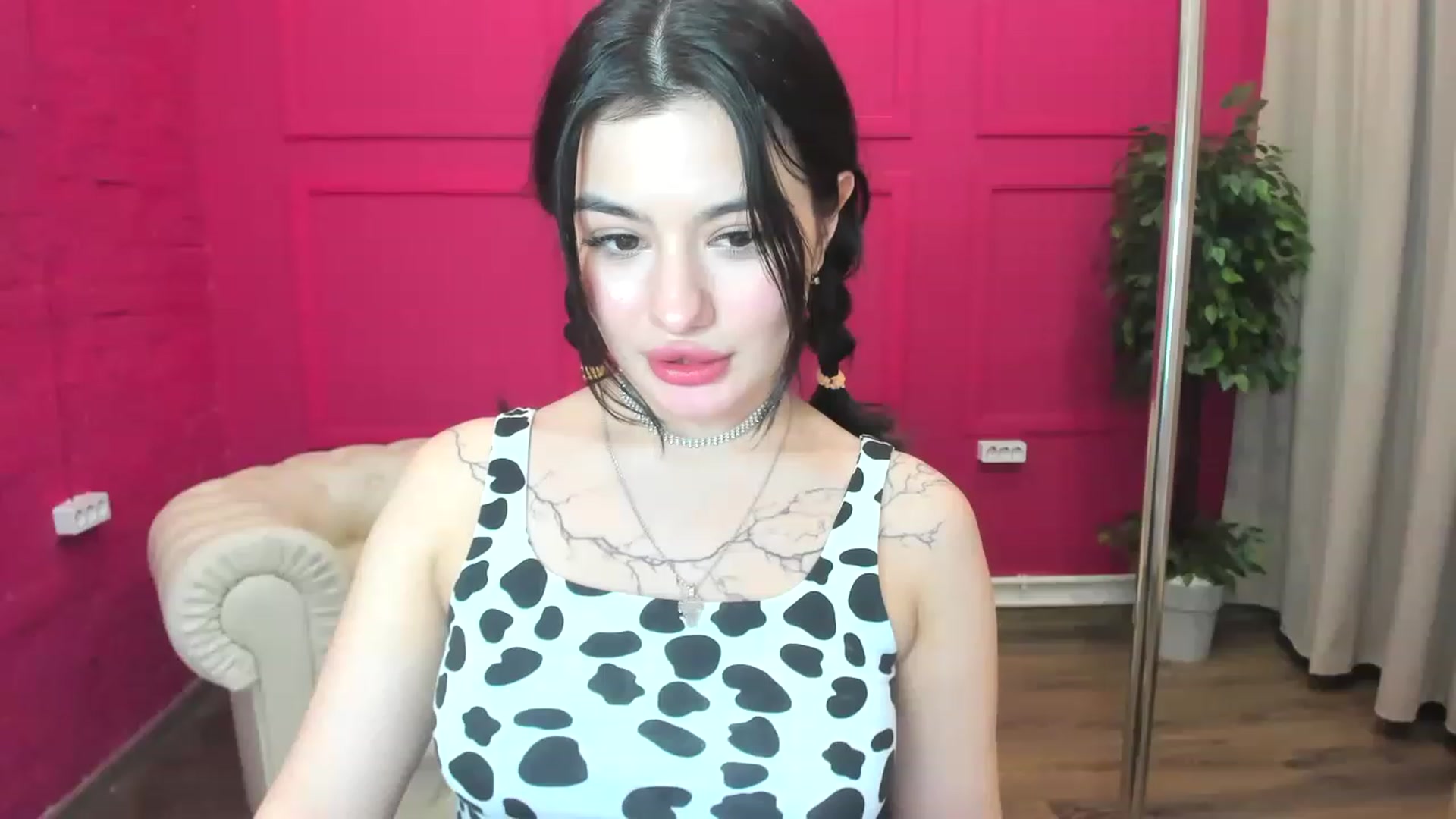 Gallery image thumbnail from MonicaaX's myfreecams stream on, 04/16/2023, 13:52 image 11 of 20