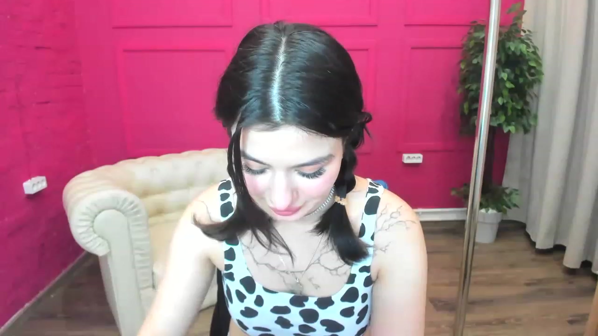 Gallery image thumbnail from MonicaaX's myfreecams stream on, 04/16/2023, 13:52 image 4 of 20