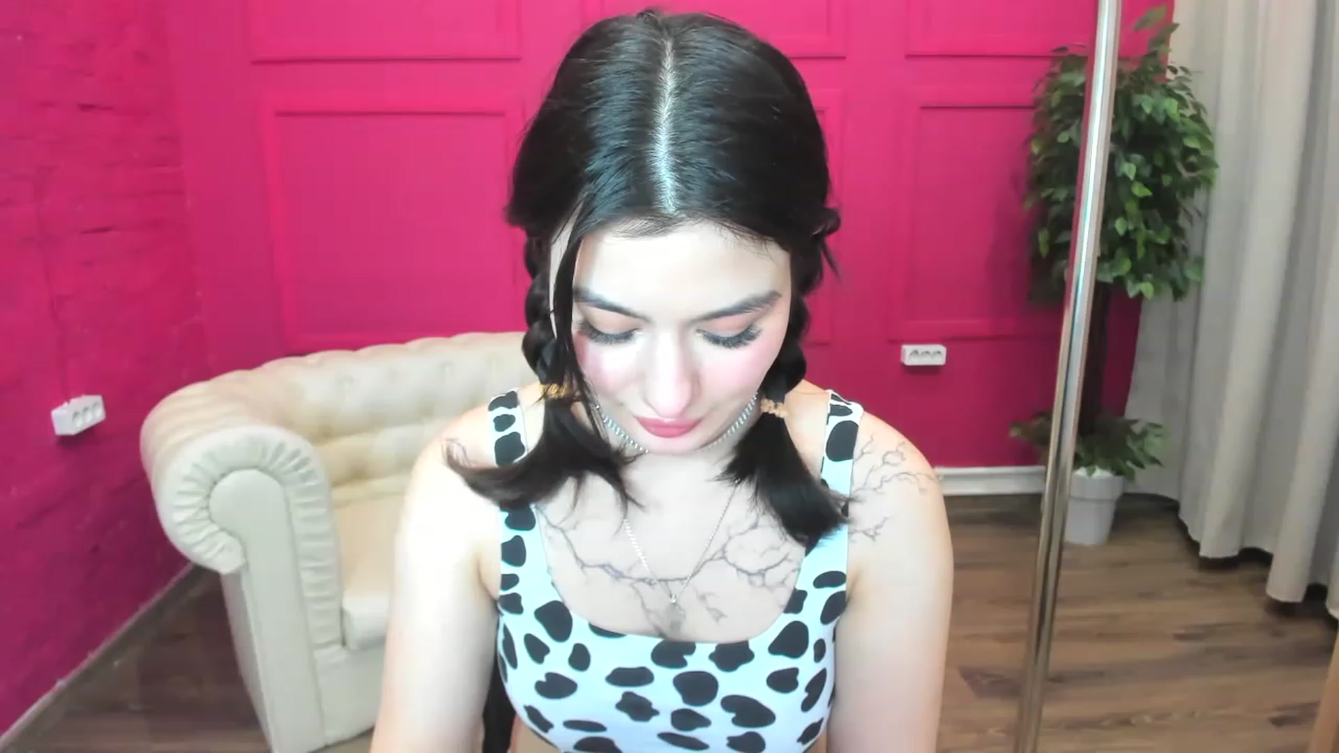 Gallery image thumbnail from MonicaaX's myfreecams stream on, 04/16/2023, 13:52 image 3 of 20