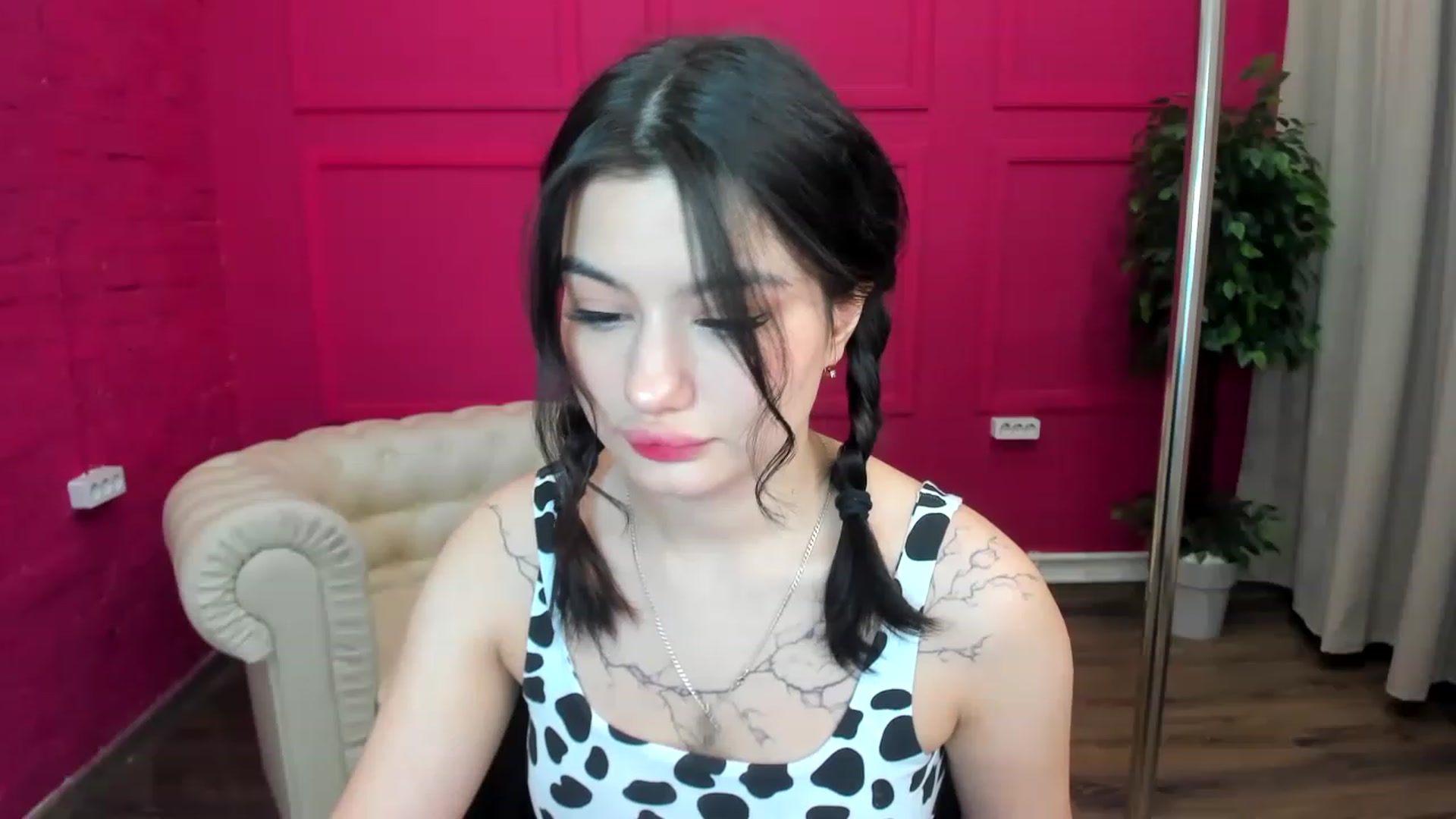 Gallery image thumbnail from MonicaaX's myfreecams stream on, 04/17/2023, 03:27 image 19 of 20