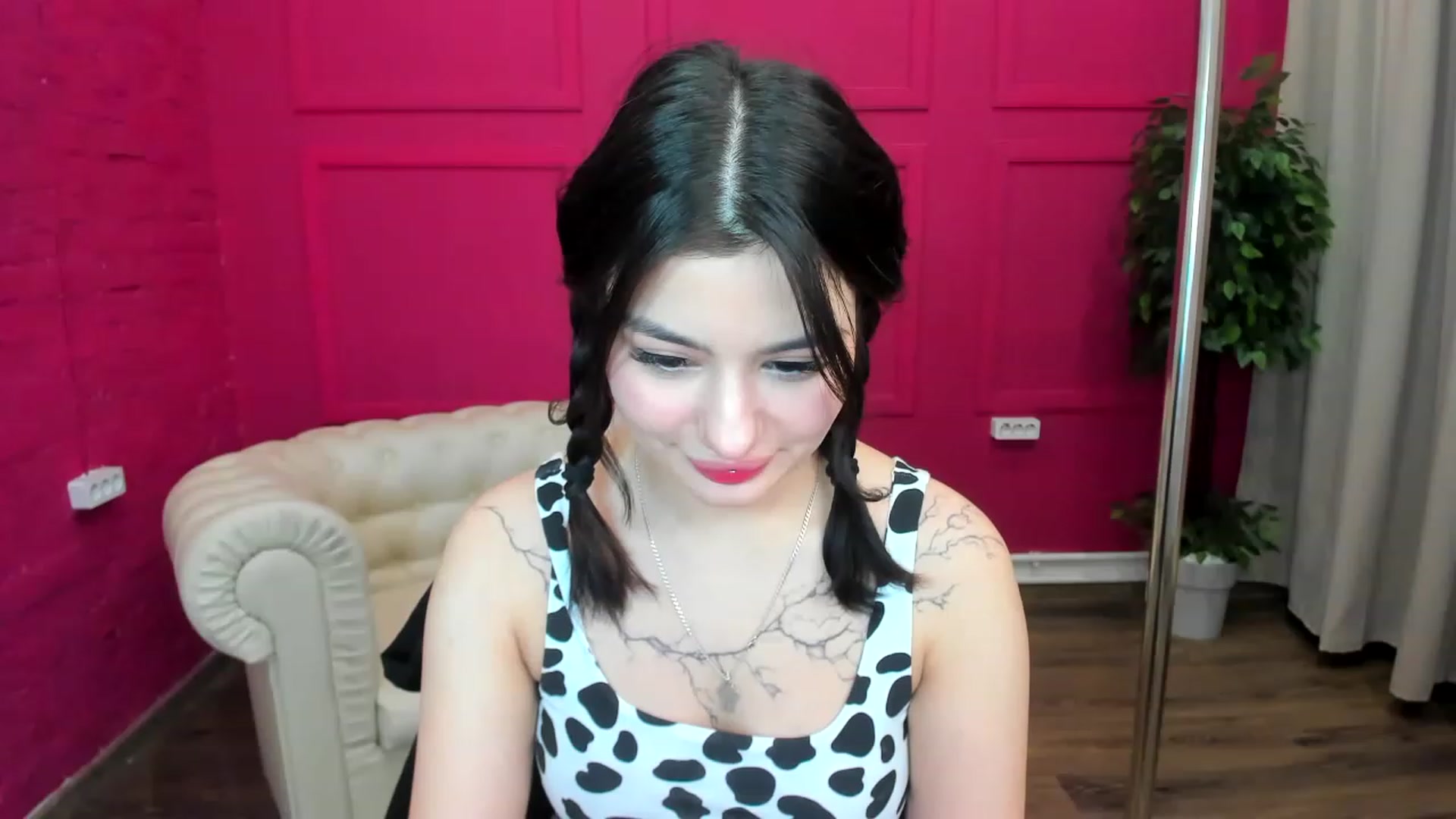 Gallery image thumbnail from MonicaaX's myfreecams stream on, 04/17/2023, 03:27 image 12 of 20