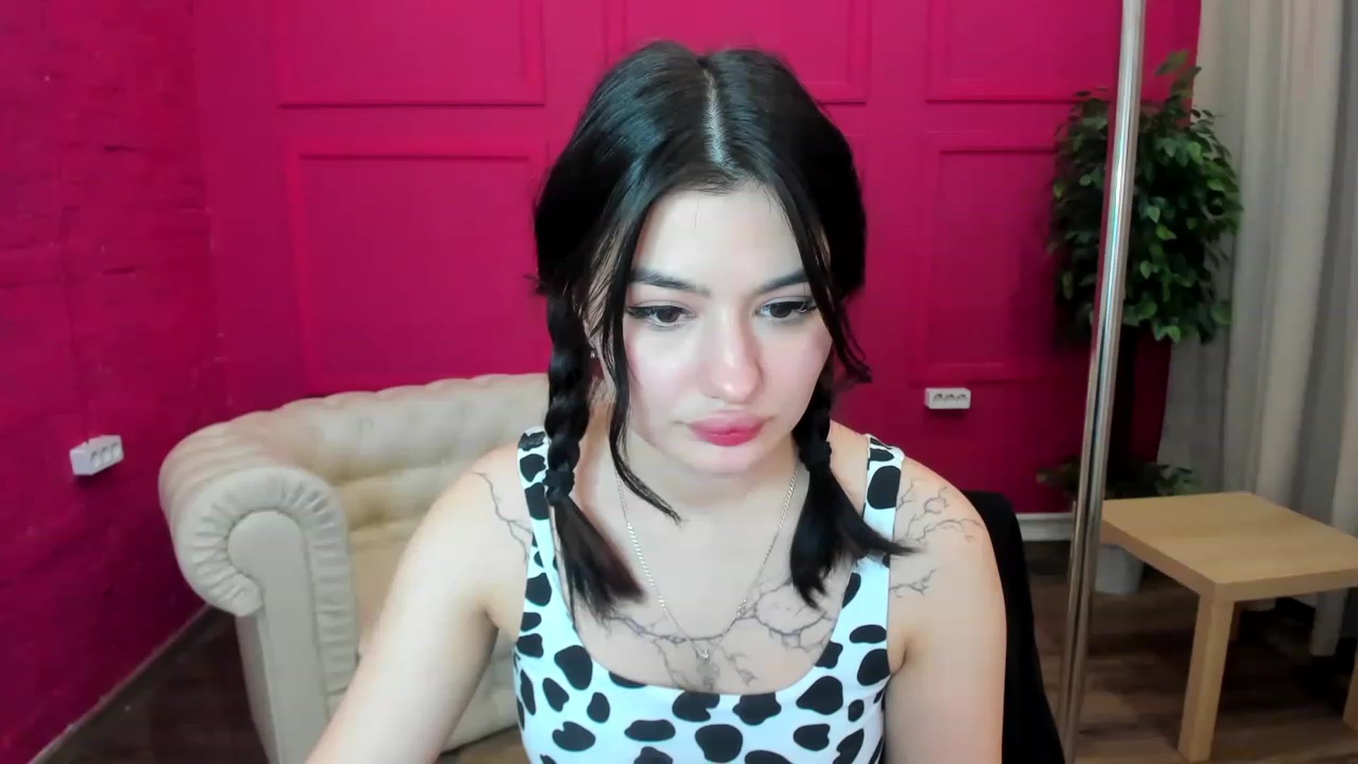 Gallery image thumbnail from MonicaaX's myfreecams stream on, 04/17/2023, 07:14 image 9 of 20