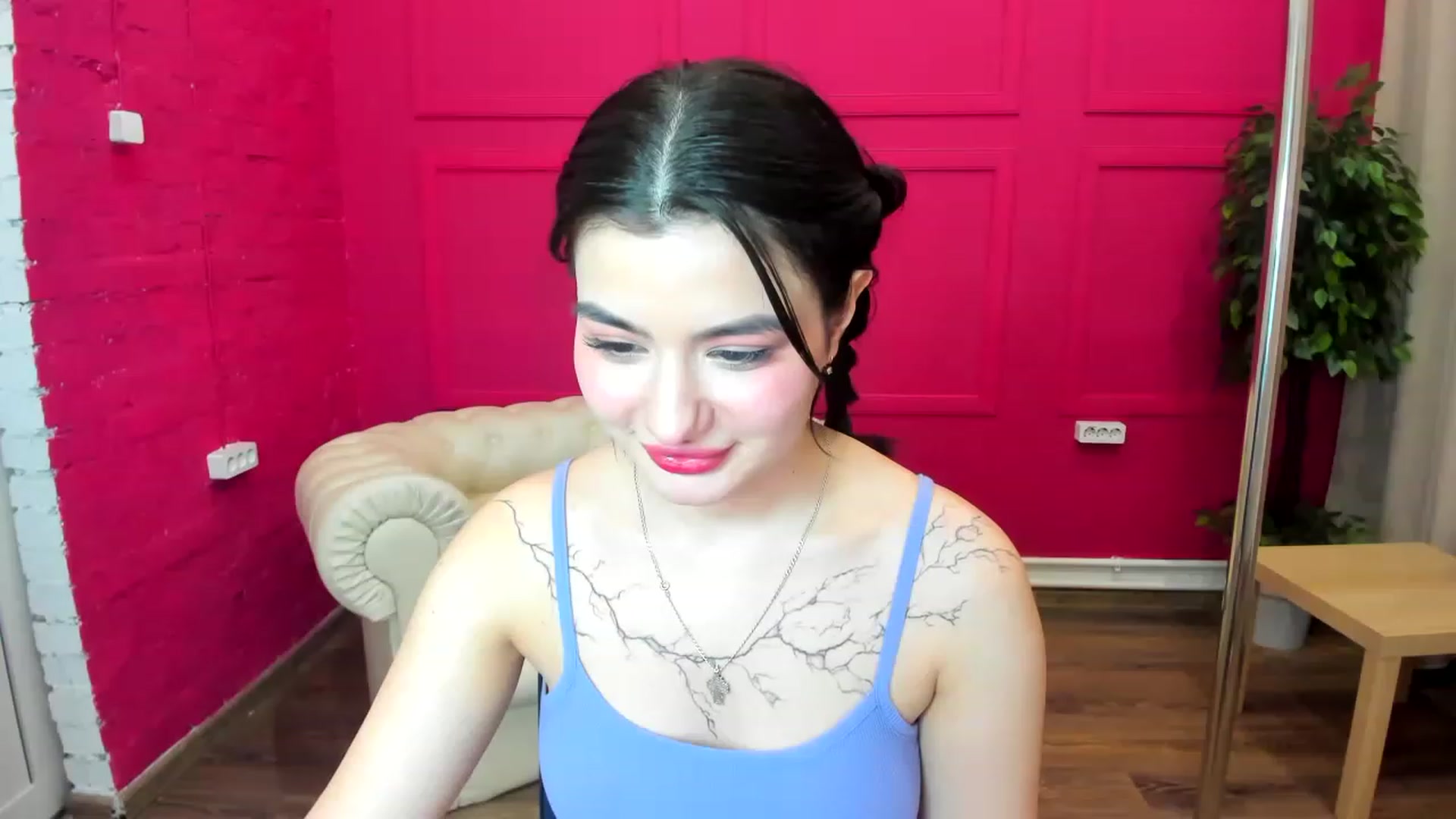 Gallery image thumbnail from MonicaaX's myfreecams stream on, 04/19/2023, 10:55 image 20 of 20