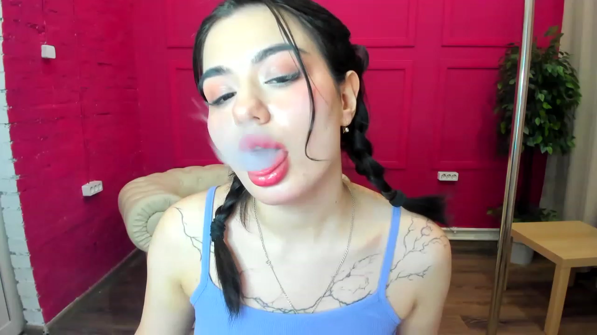 Gallery image thumbnail from MonicaaX's myfreecams stream on, 04/19/2023, 12:29 image 5 of 20