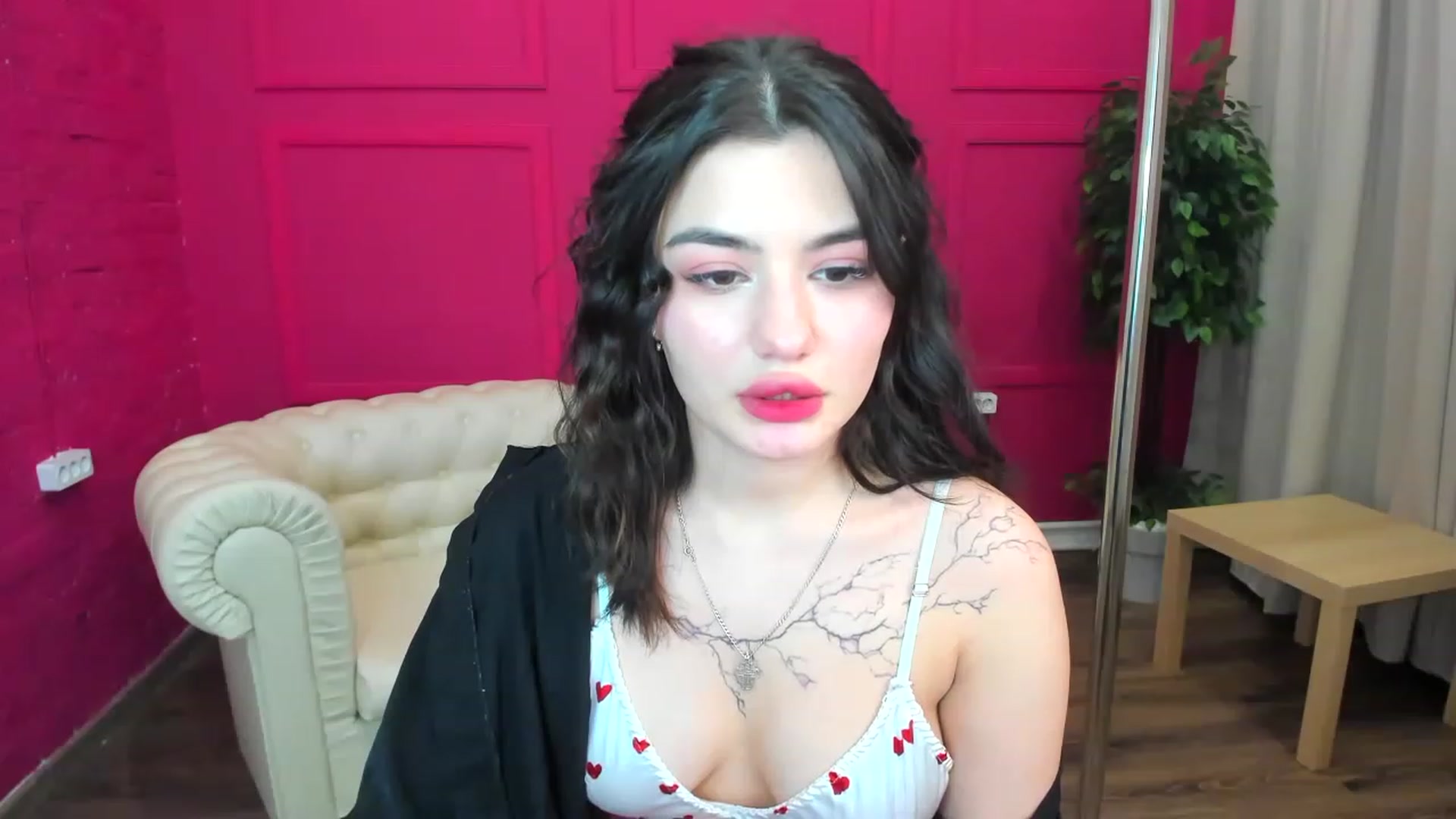 Gallery image thumbnail from MonicaaX's myfreecams stream on, 04/20/2023, 06:53 image 17 of 20