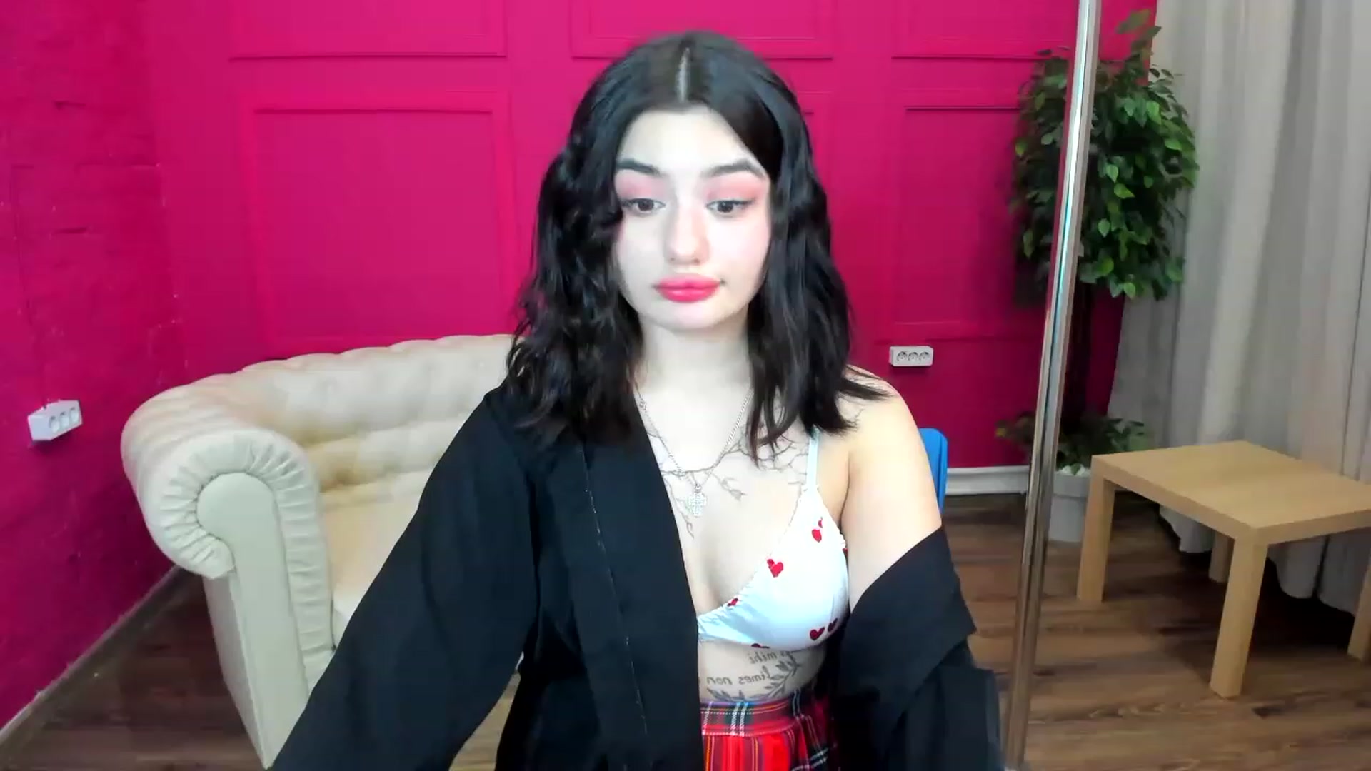 Gallery image thumbnail from MonicaaX's myfreecams stream on, 04/20/2023, 07:59 image 11 of 20