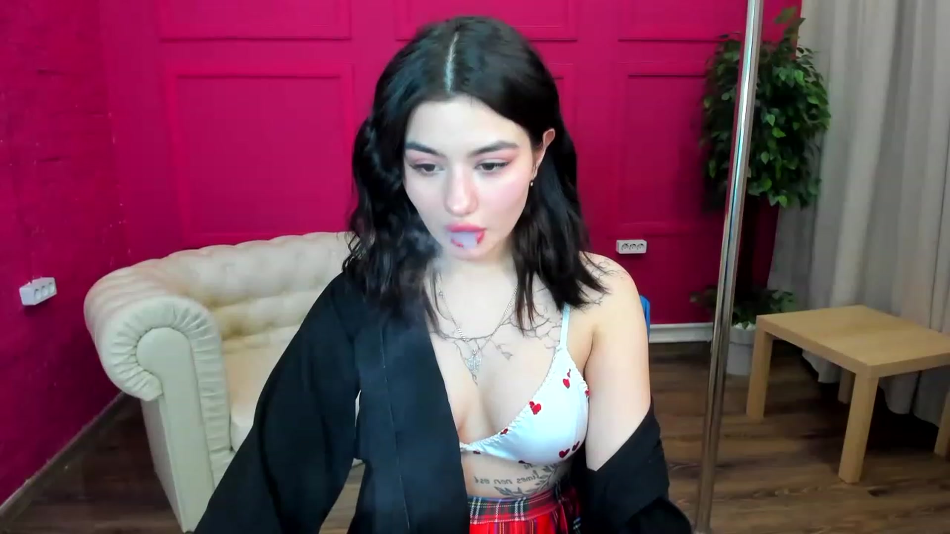 Gallery image thumbnail from MonicaaX's myfreecams stream on, 04/20/2023, 07:59 image 8 of 20