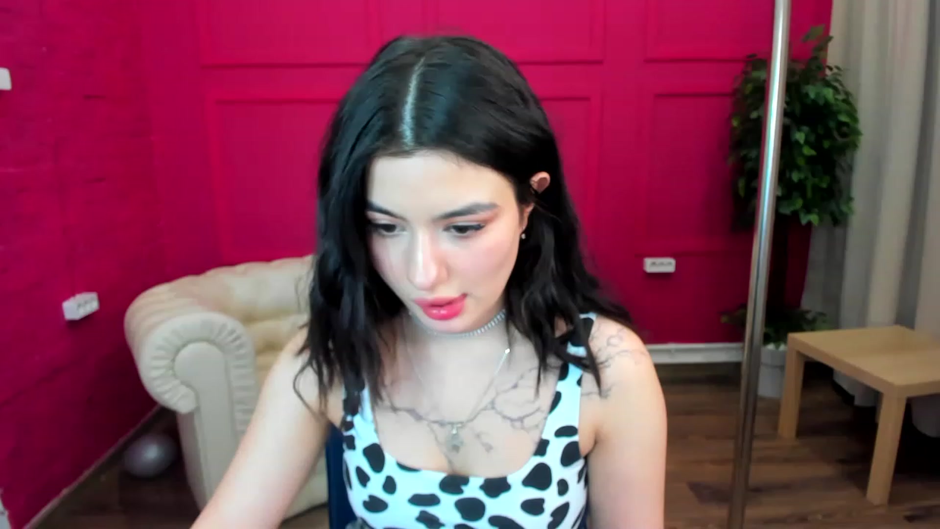 Gallery image thumbnail from MonicaaX's myfreecams stream on, 04/21/2023, 07:56 image 8 of 20
