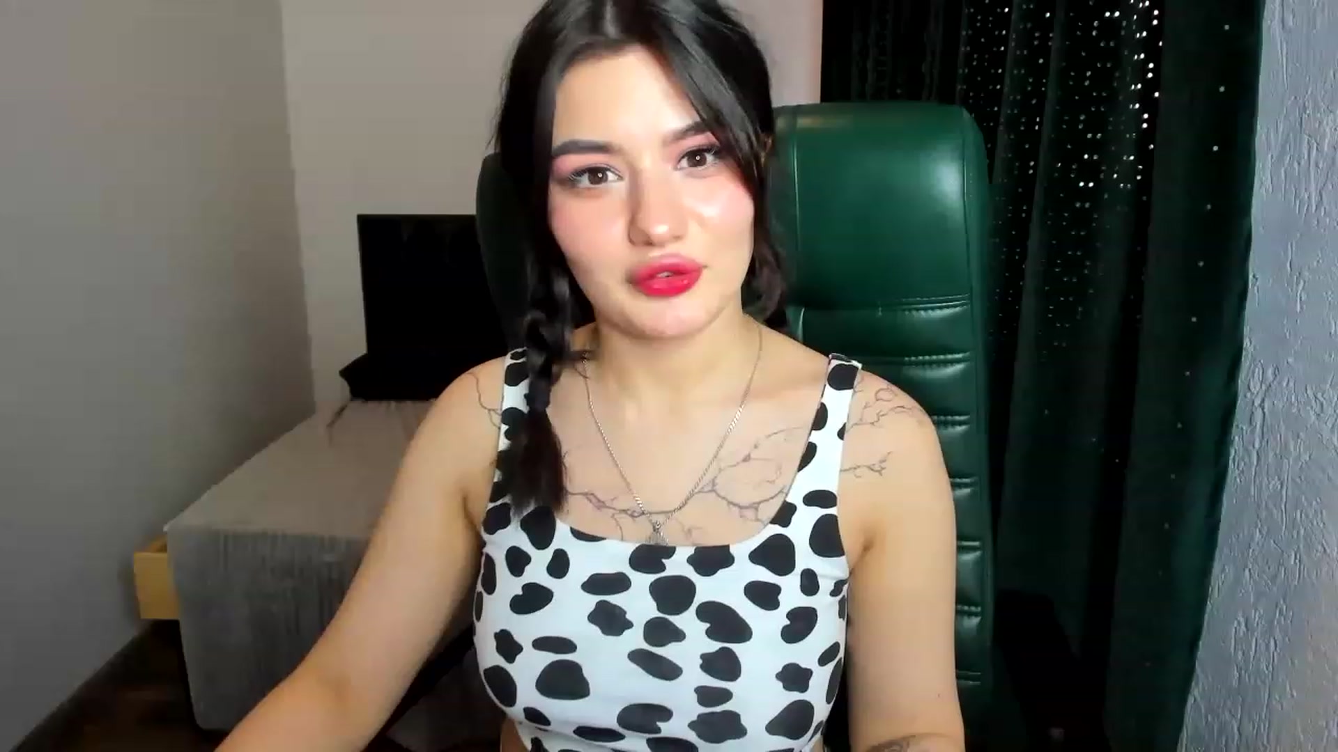 Gallery image thumbnail from MonicaaX's myfreecams stream on, 04/27/2023, 07:56 image 1 of 20