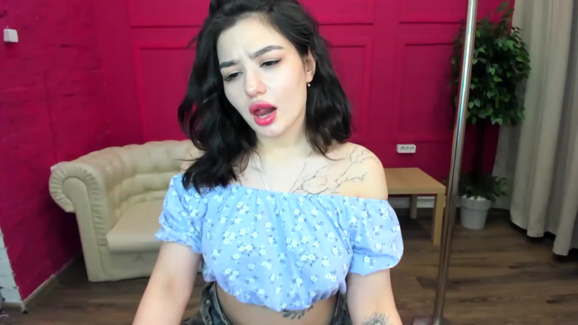Gallery image thumbnail from MonicaaX's myfreecams stream on, 04/29/2023, 10:24 image 4 of 20