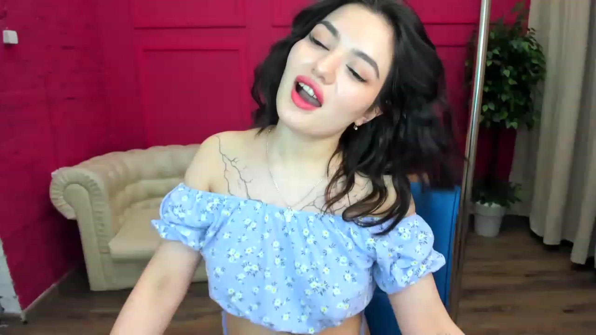 Gallery image thumbnail from MonicaaX's myfreecams stream on, 04/29/2023, 10:24 image 18 of 20