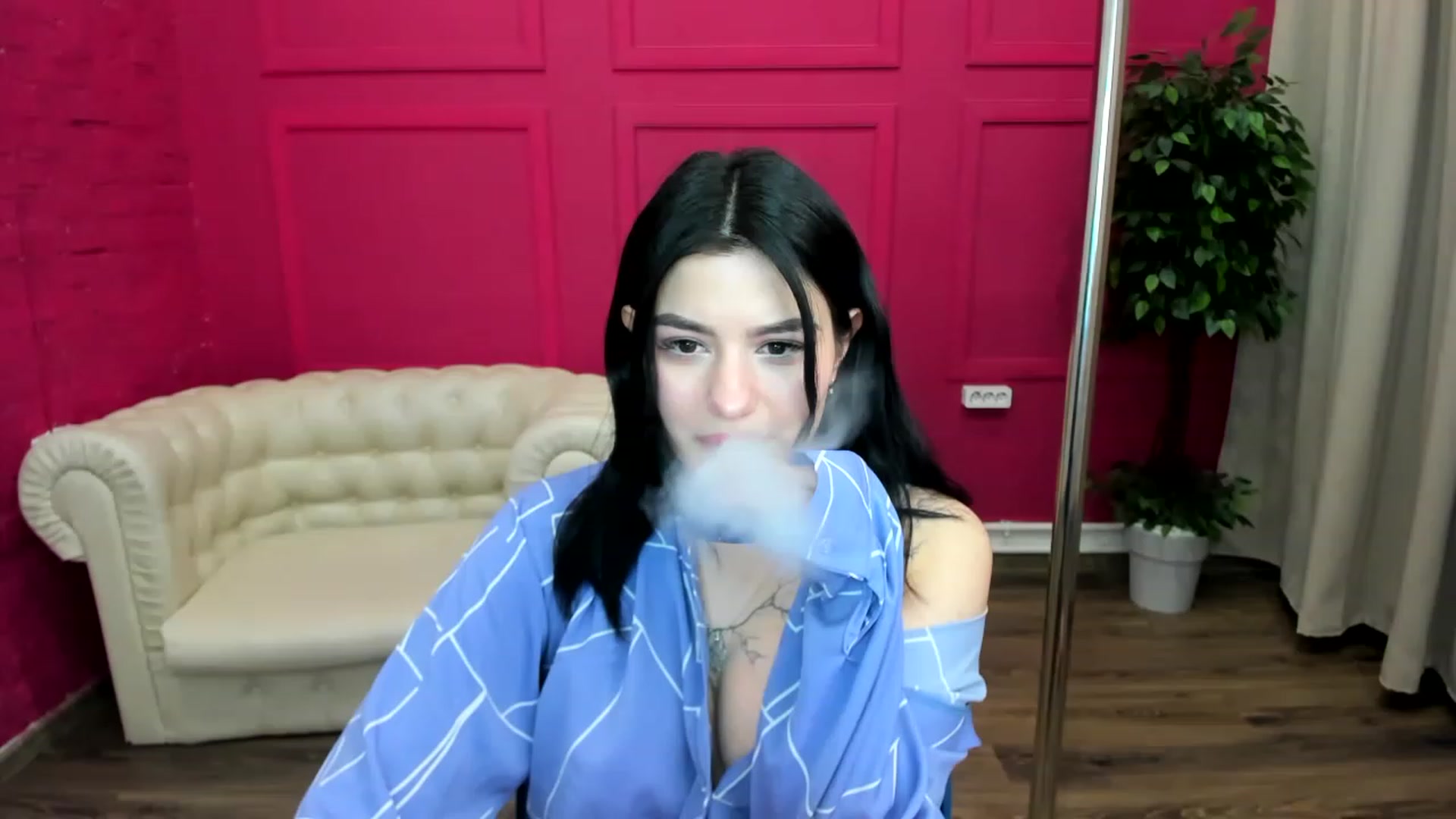 Gallery image thumbnail from MonicaaX's myfreecams stream on, 05/04/2023, 07:22 image 6 of 20