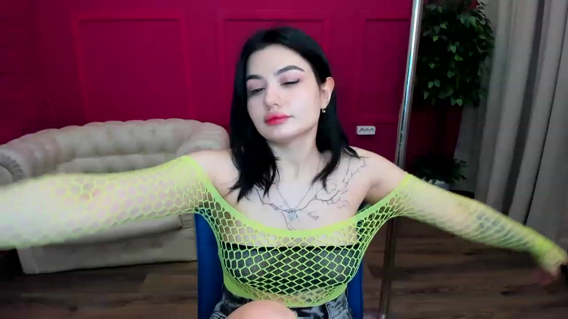 Gallery image thumbnail from MonicaaX's myfreecams stream on, 05/05/2023, 10:02 image 11 of 20
