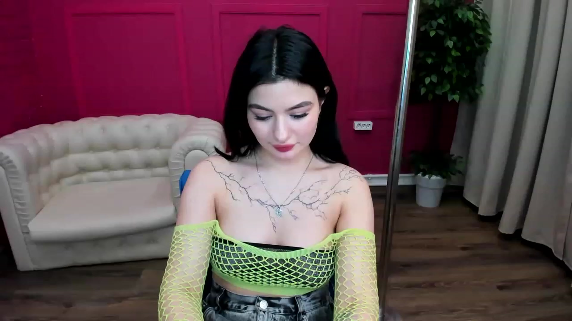 Gallery image thumbnail from MonicaaX's myfreecams stream on, 05/05/2023, 13:29 image 6 of 20