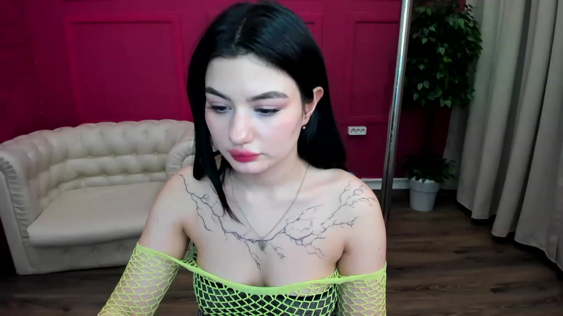 Gallery image thumbnail from MonicaaX's myfreecams stream on, 05/05/2023, 13:29 image 12 of 20