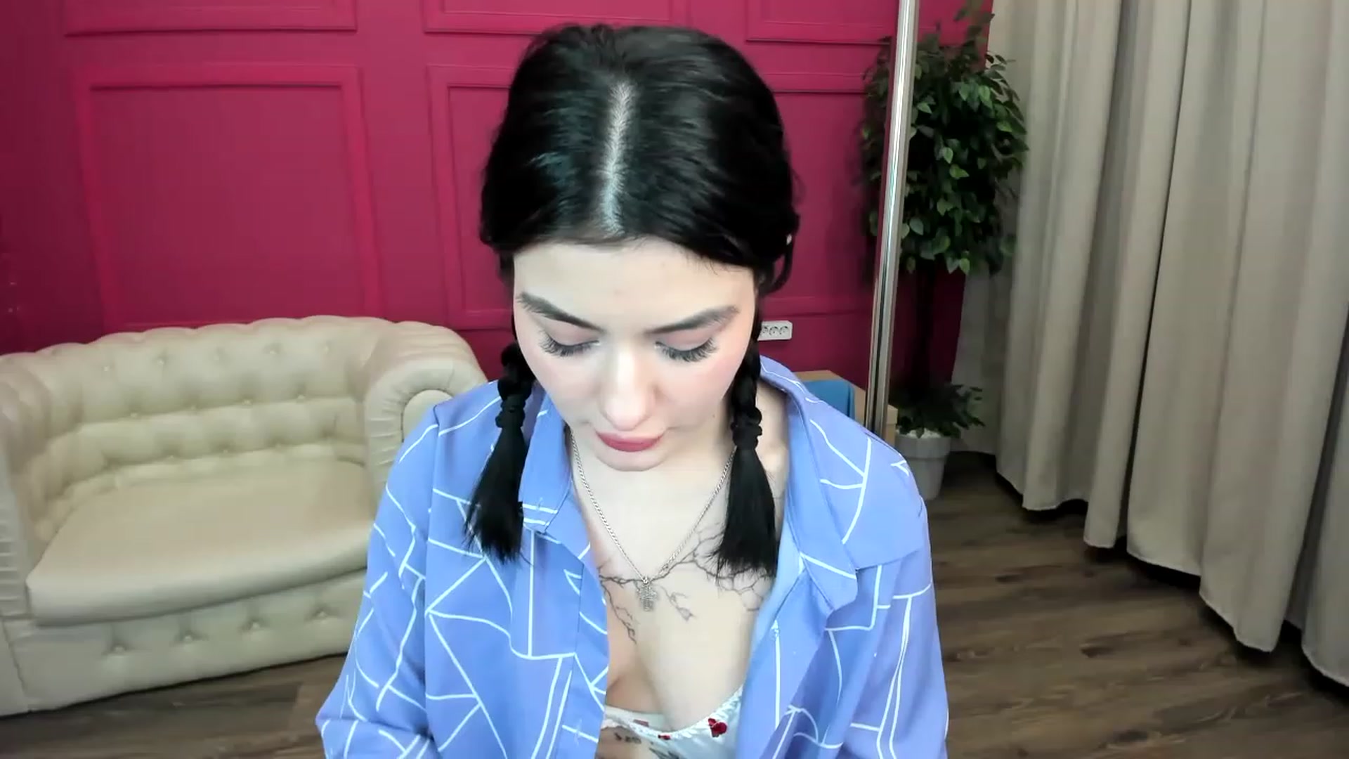 Gallery image thumbnail from MonicaaX's myfreecams stream on, 05/14/2023, 09:46 image 12 of 20