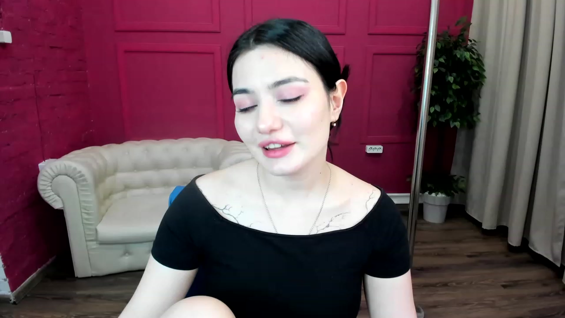 Gallery image thumbnail from MonicaaX's myfreecams stream on, 05/19/2023, 12:59 image 1 of 20