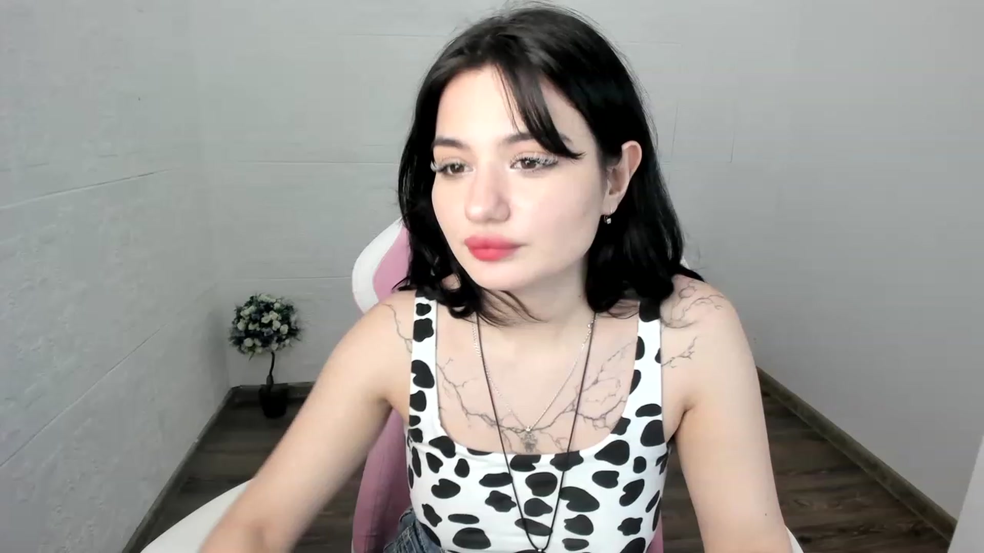 Gallery image thumbnail from MonicaaX's myfreecams stream on, 07/13/2023, 09:28 image 16 of 20