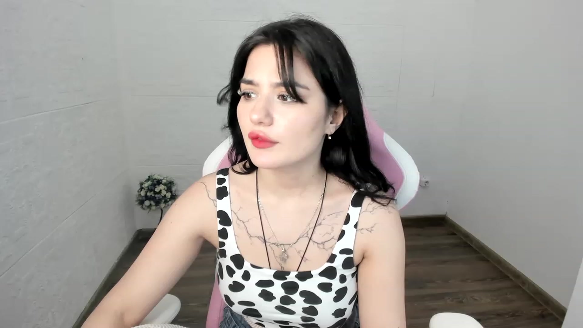 Gallery image thumbnail from MonicaaX's myfreecams stream on, 07/13/2023, 09:28 image 8 of 20