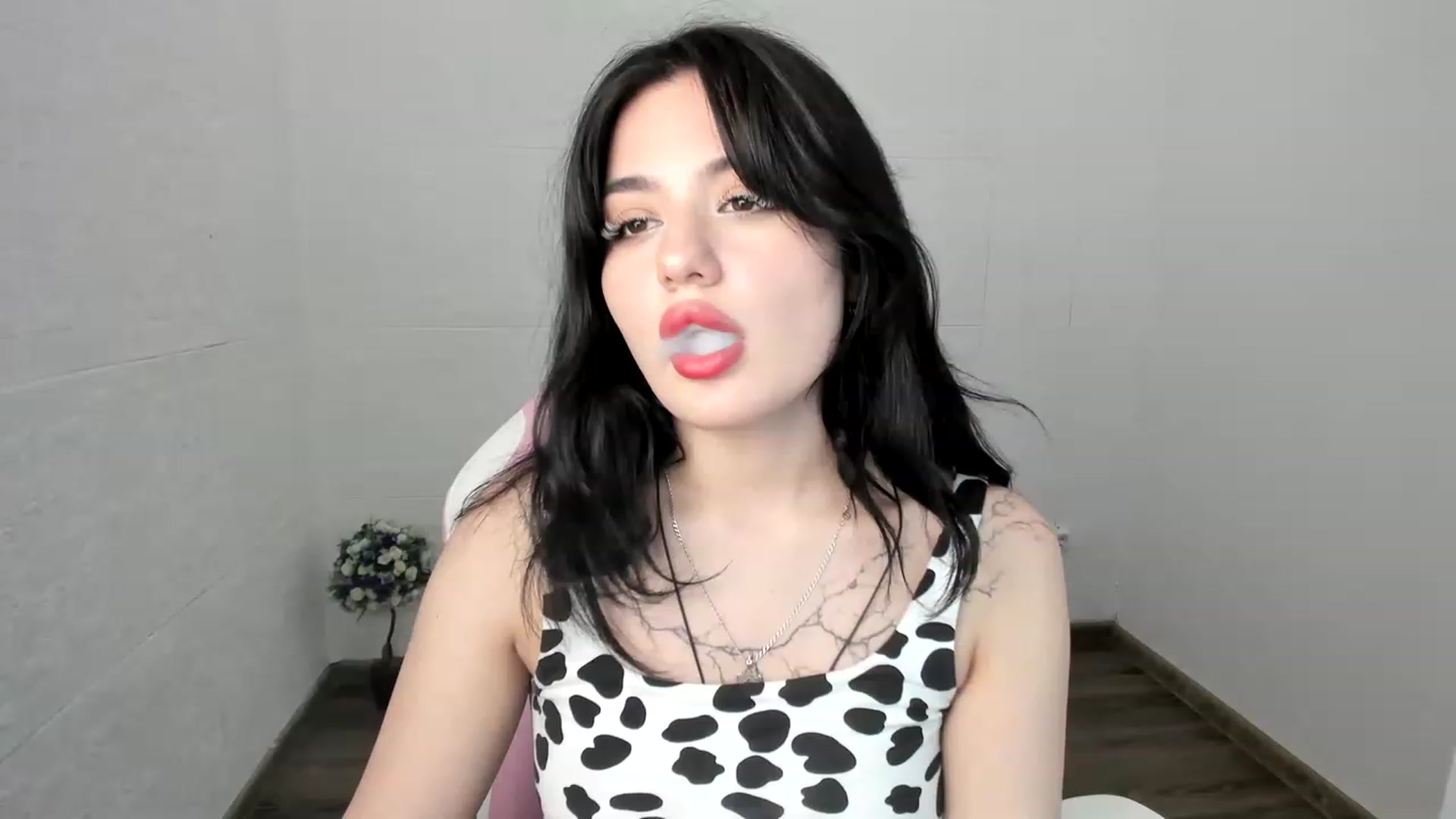 Gallery image thumbnail from MonicaaX's myfreecams stream on, 07/13/2023, 11:16 image 7 of 20