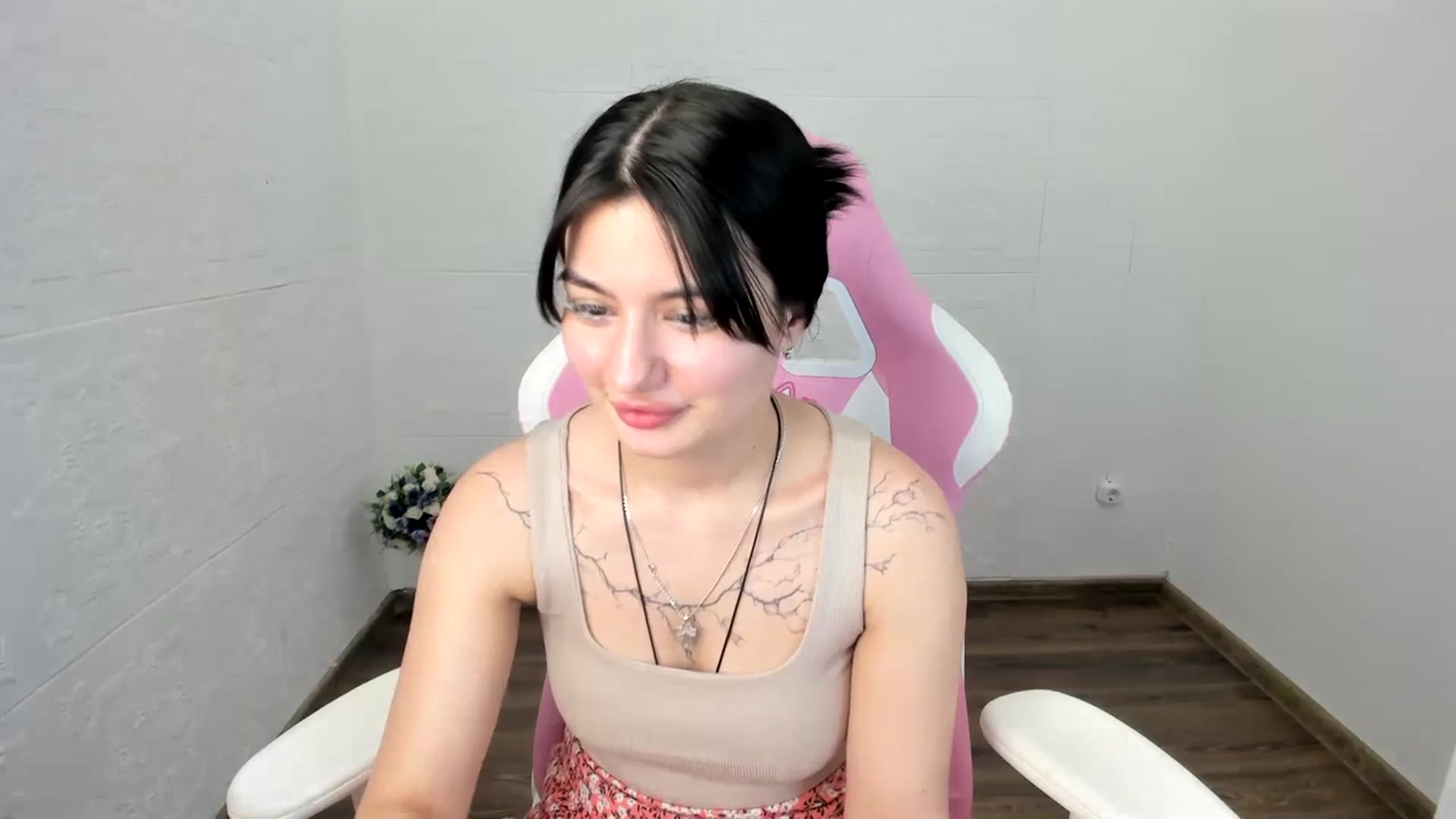 Gallery image thumbnail from MonicaaX's myfreecams stream on, 07/17/2023, 07:58 image 11 of 20