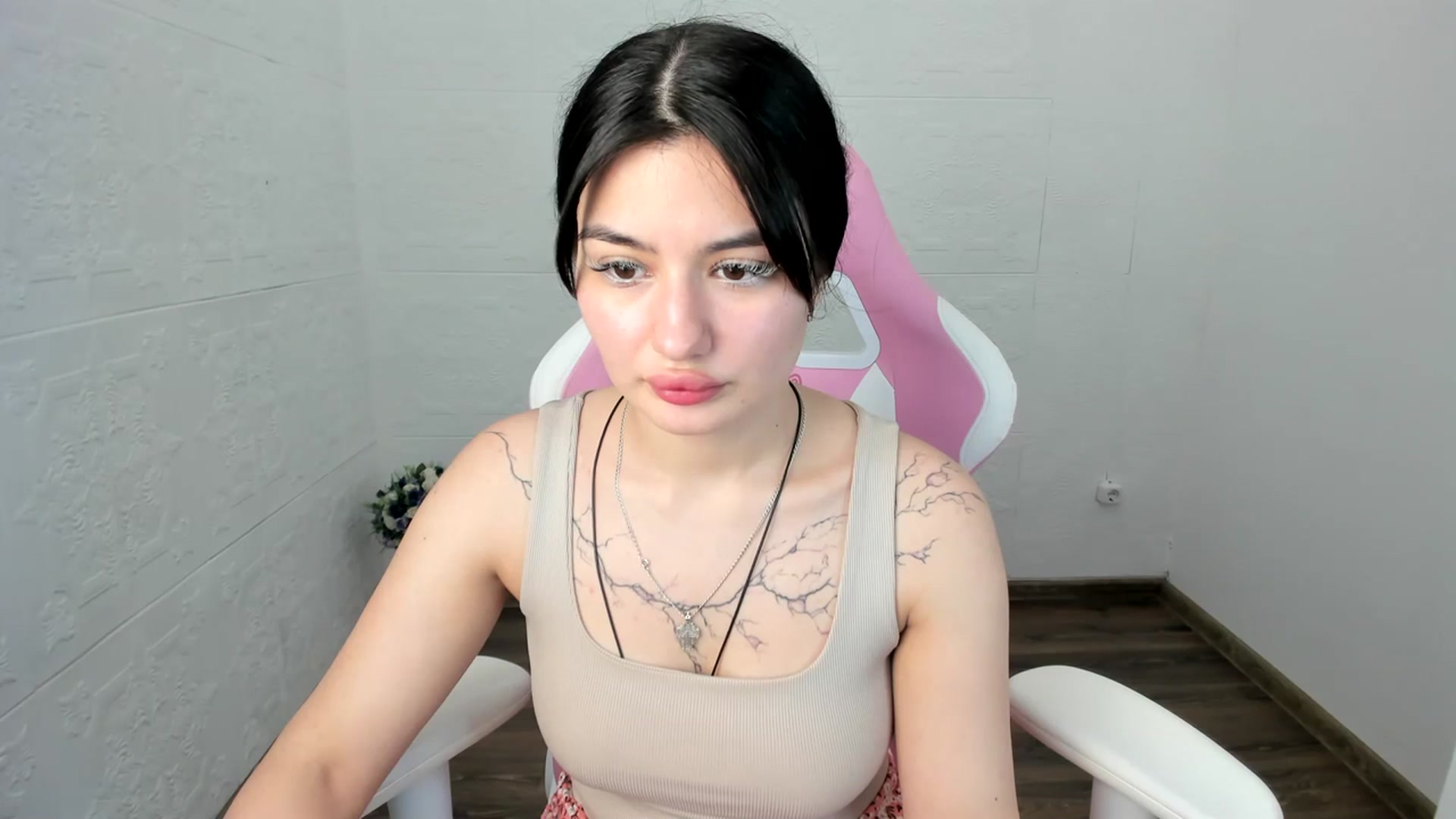 Gallery image thumbnail from MonicaaX's myfreecams stream on, 07/17/2023, 07:58 image 2 of 20