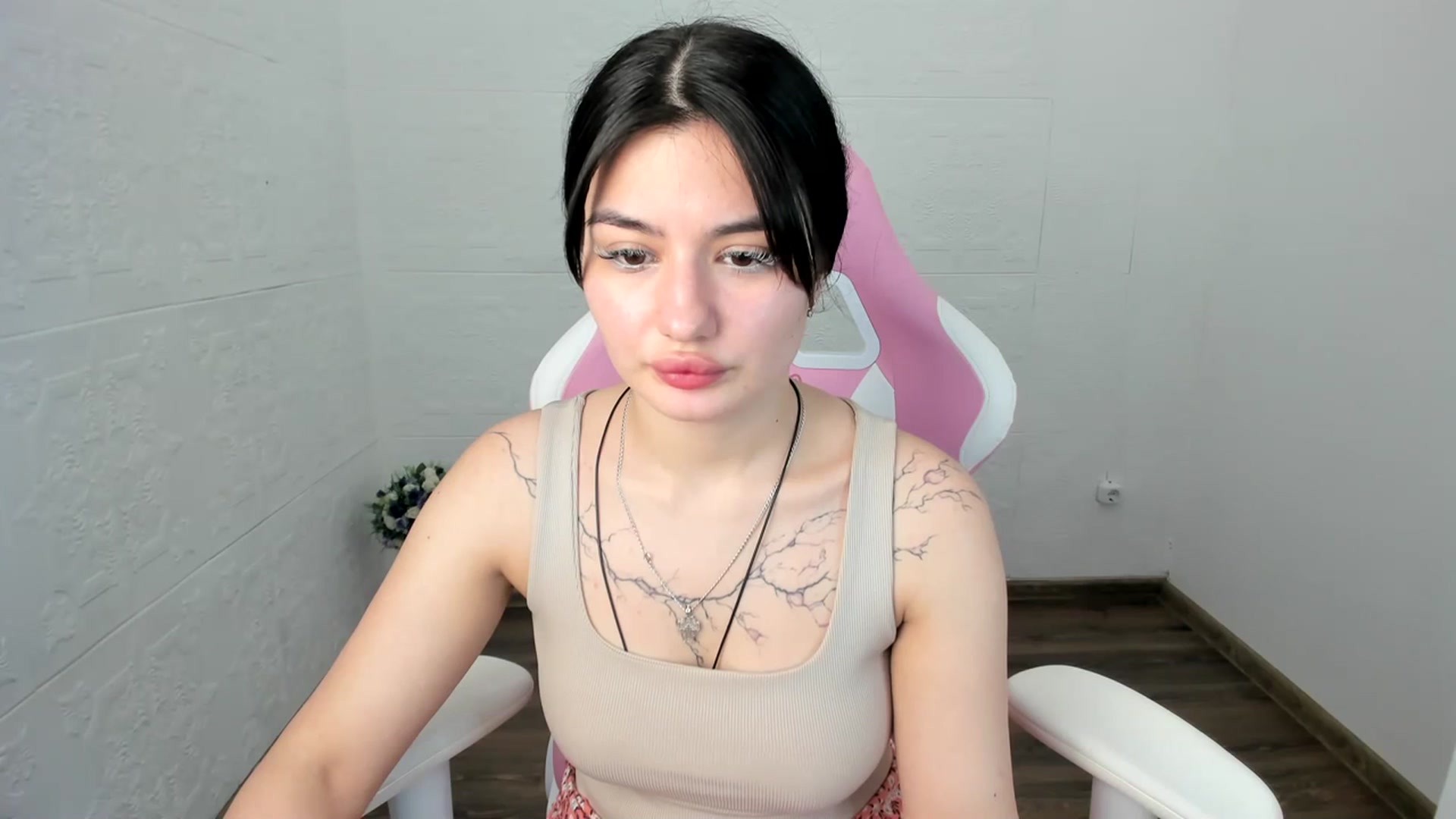 Gallery image thumbnail from MonicaaX's myfreecams stream on, 07/17/2023, 07:58 image 3 of 20