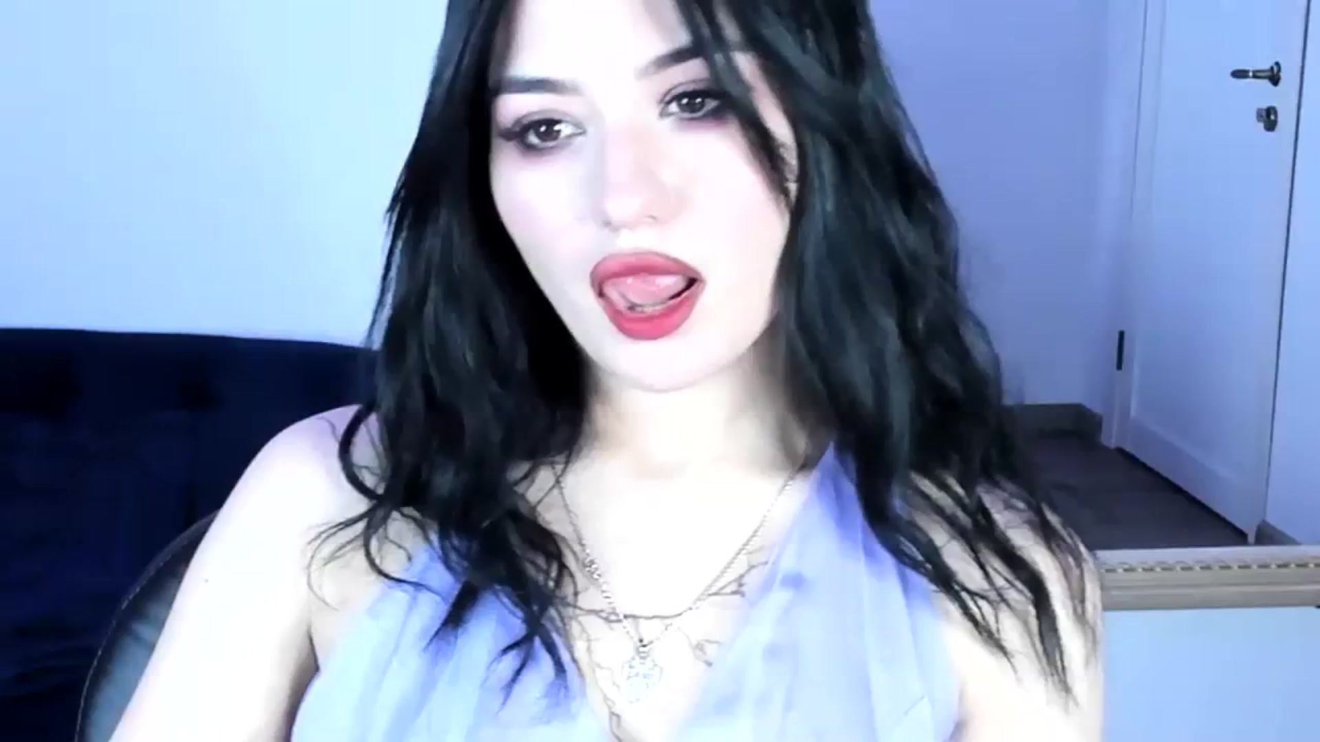 Gallery image thumbnail from MonicaaX's myfreecams stream on, 10/18/2023, 07:27 image 9 of 20