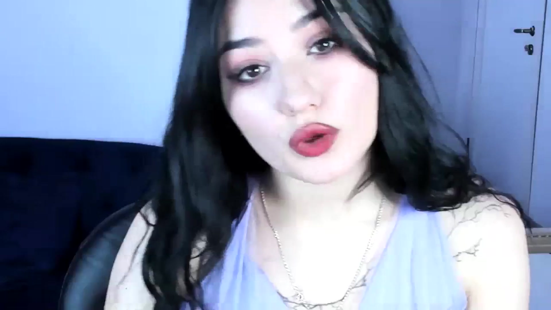 Gallery image thumbnail from MonicaaX's myfreecams stream on, 10/18/2023, 07:27 image 19 of 20