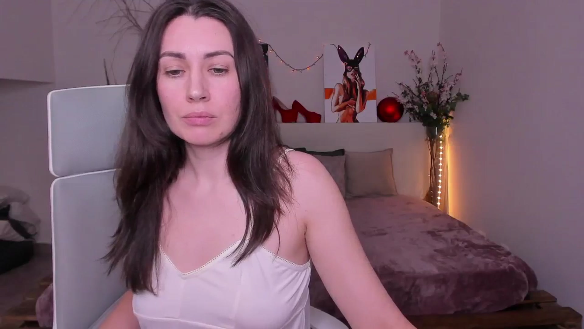 Gallery image thumbnail from MonikKing78's myfreecams stream on, 12/01/2025, 17:10 image 10 of 20
