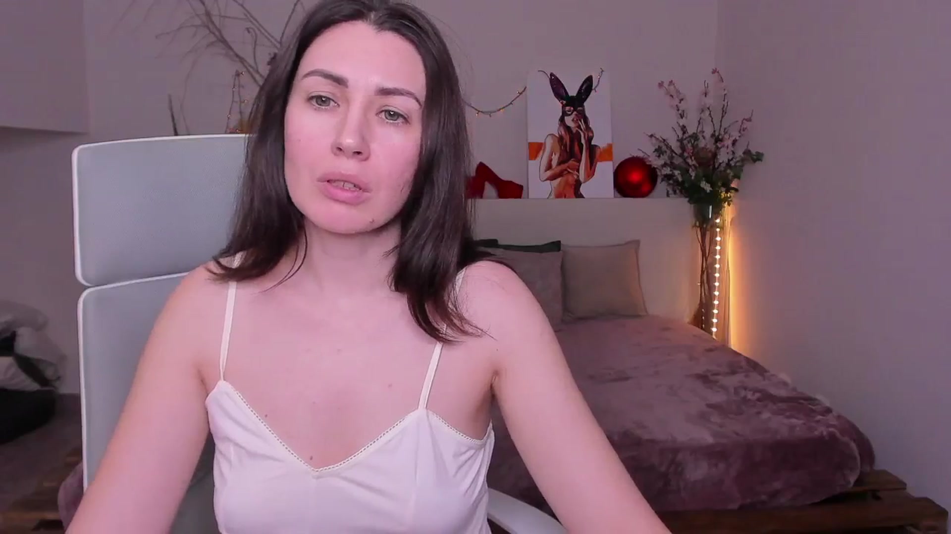 Gallery image thumbnail from MonikKing78's myfreecams stream on, 12/01/2025, 17:10 image 12 of 20