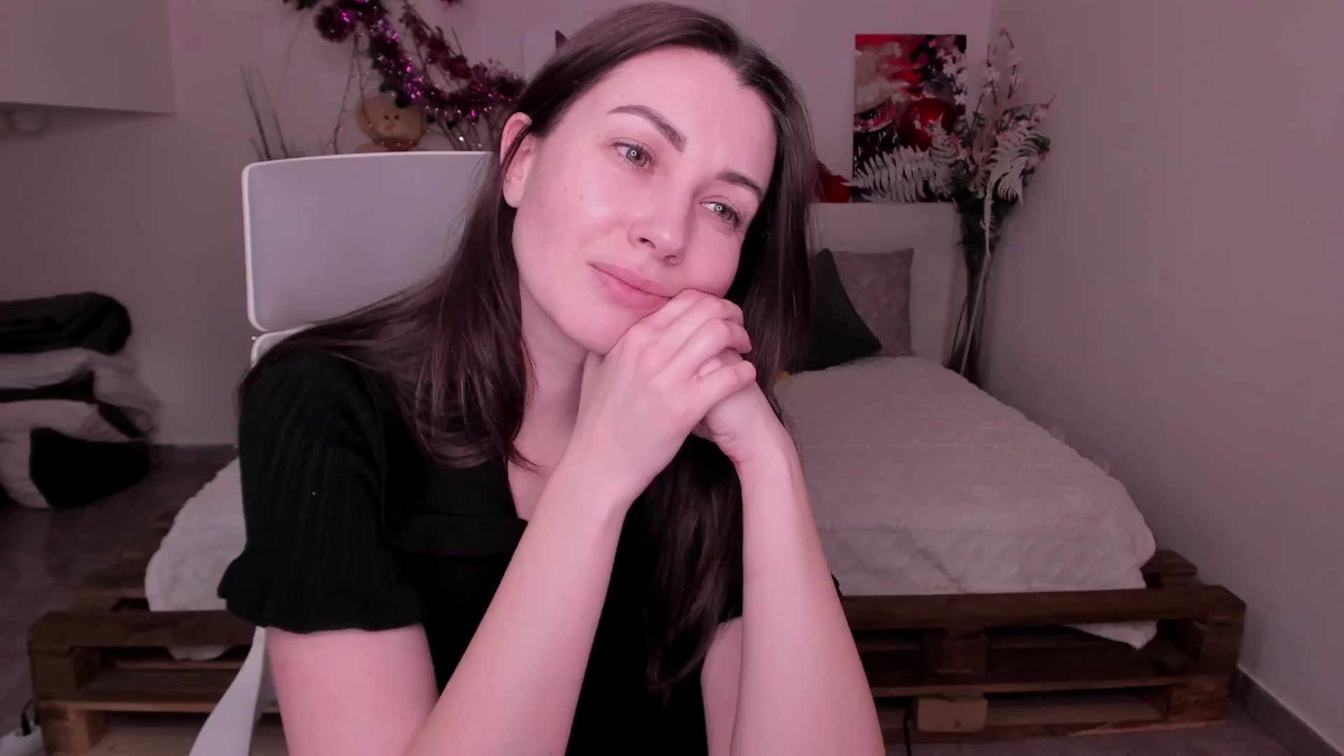 Gallery image thumbnail from MonikKing78's myfreecams stream on, 01/10/2026, 18:50 image 1 of 20