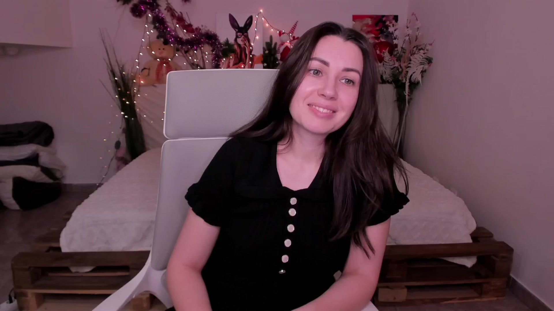 Gallery image thumbnail from MonikKing78's myfreecams stream on, 01/10/2026, 18:50 image 17 of 20
