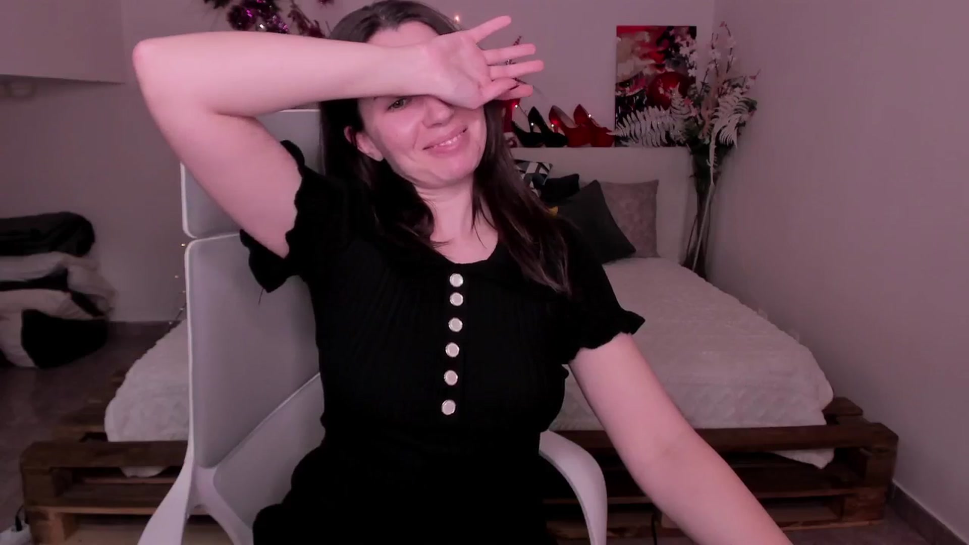 Gallery image thumbnail from MonikKing78's myfreecams stream on, 01/10/2026, 18:50 image 2 of 20