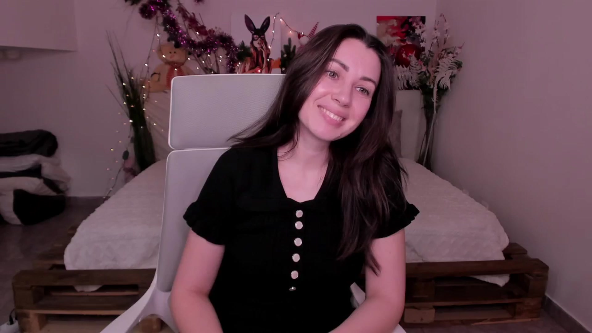 Gallery image thumbnail from MonikKing78's myfreecams stream on, 01/10/2026, 18:50 image 18 of 20