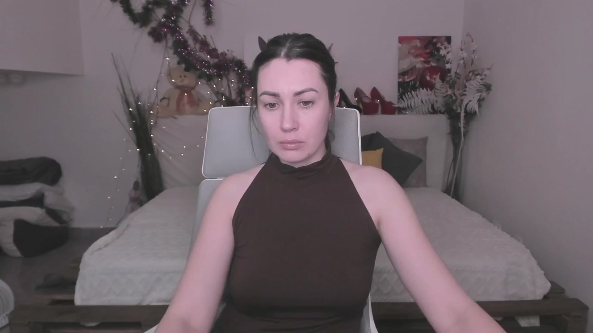 Gallery image thumbnail from MonikKing78's myfreecams stream on, 01/17/2026, 12:52 image 4 of 20