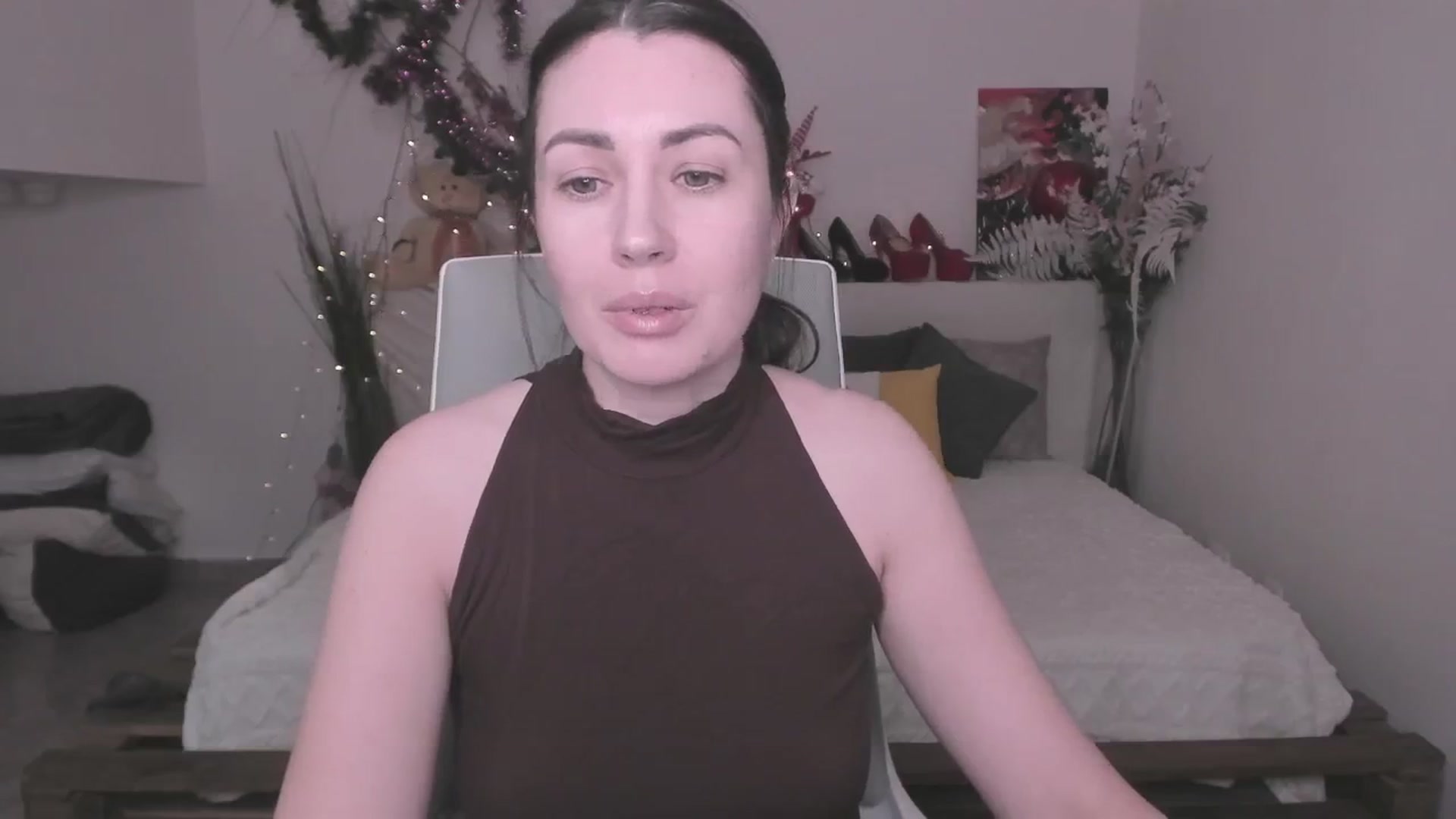 Gallery image thumbnail from MonikKing78's myfreecams stream on, 01/17/2026, 12:52 image 9 of 20