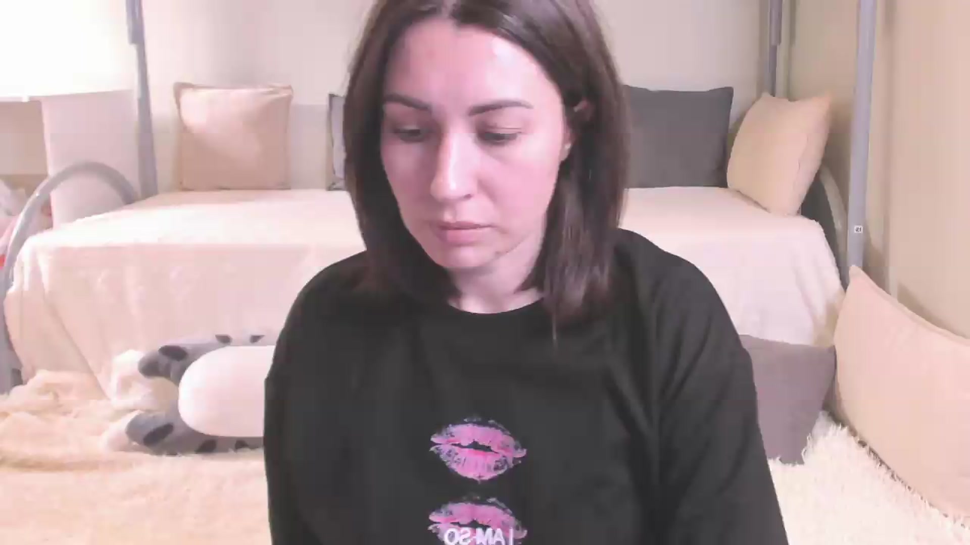 Gallery image thumbnail from MonikKing78's myfreecams stream on, 05/23/2026, 09:23 image 19 of 20