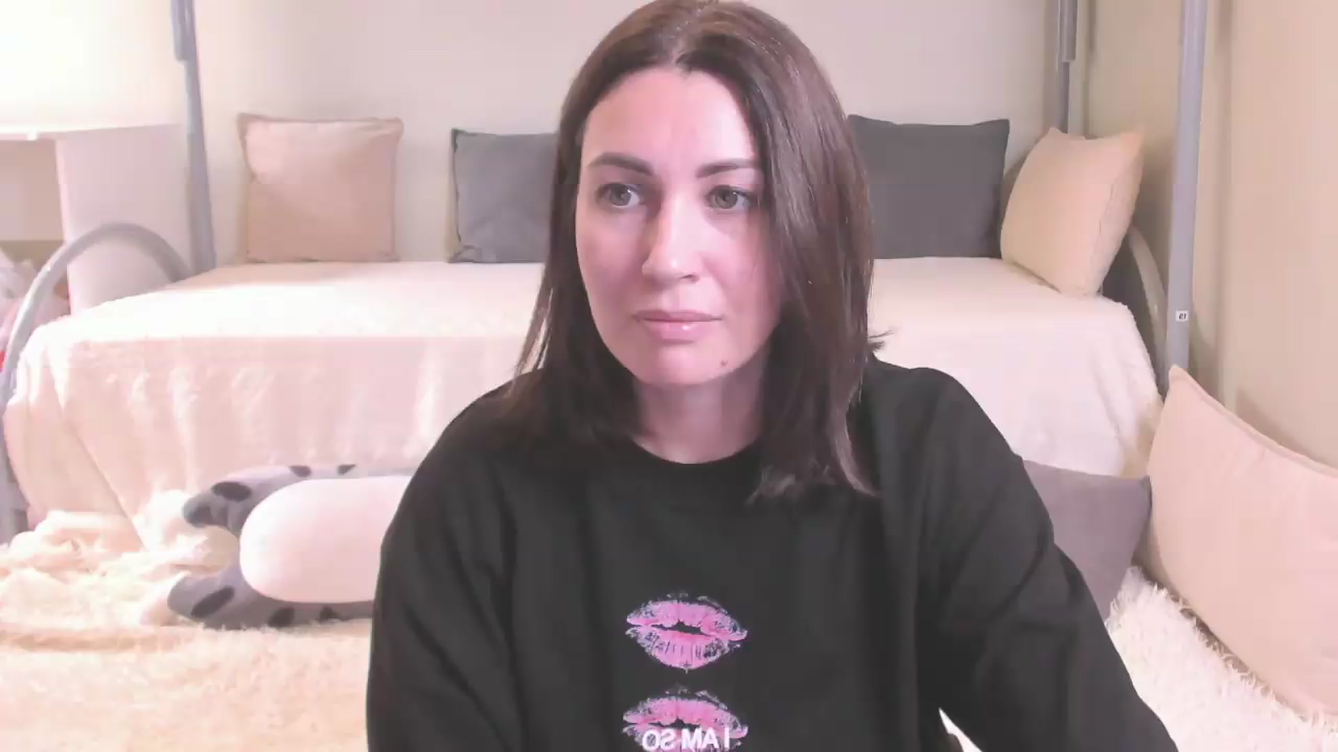 Gallery image thumbnail from MonikKing78's myfreecams stream on, 05/23/2026, 10:41 image 1 of 20