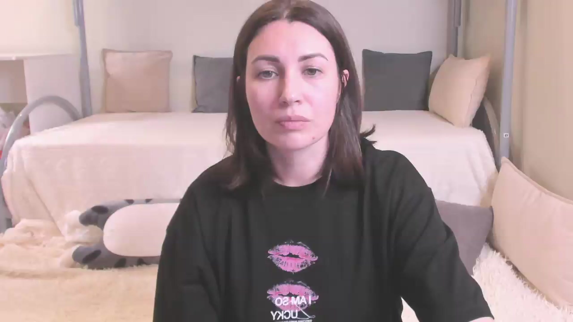 Gallery image thumbnail from MonikKing78's myfreecams stream on, 05/23/2026, 10:41 image 17 of 20