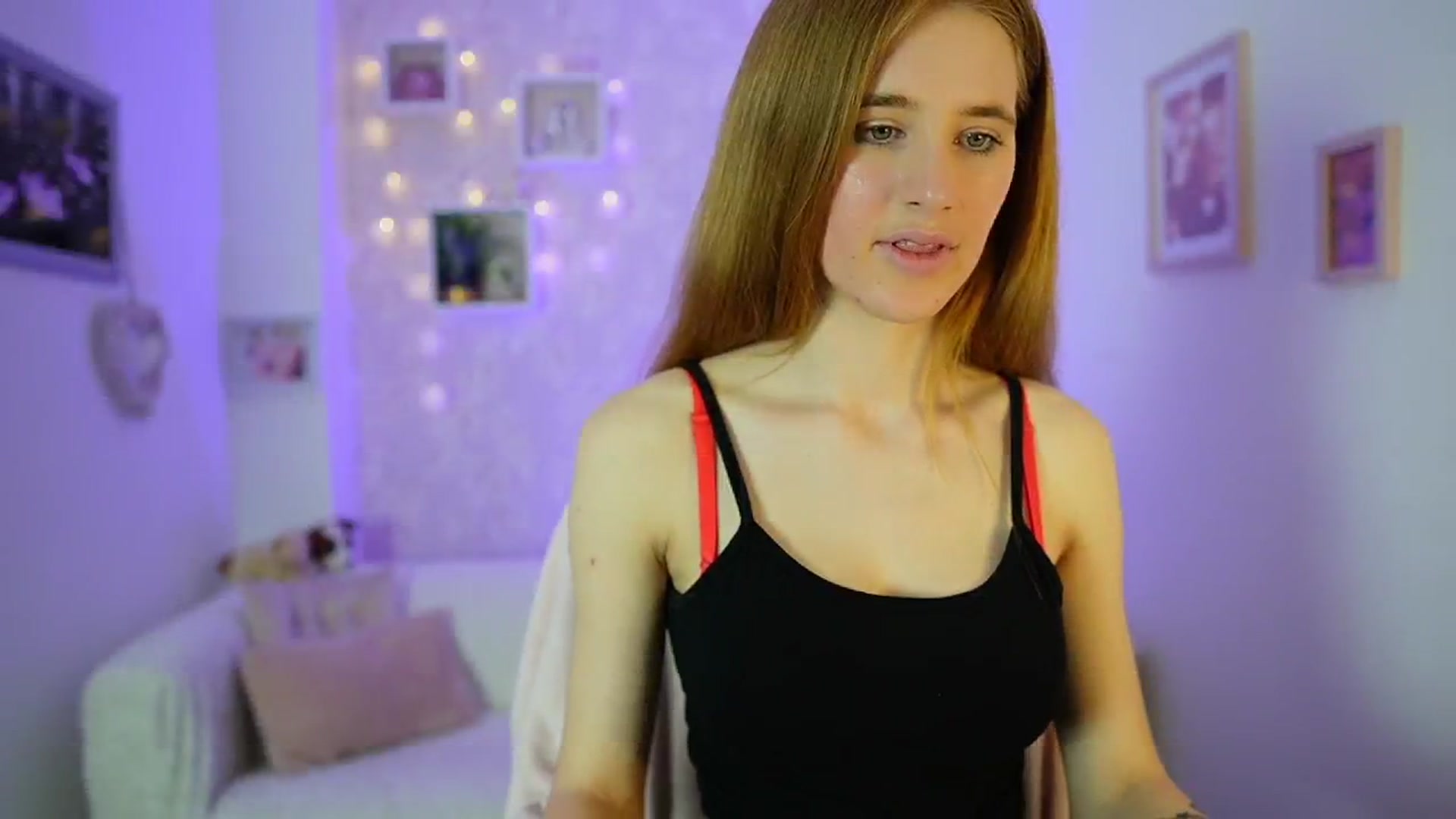 Gallery image thumbnail from Monika_Dee's myfreecams stream on, 06/01/2024, 14:37 image 14 of 20